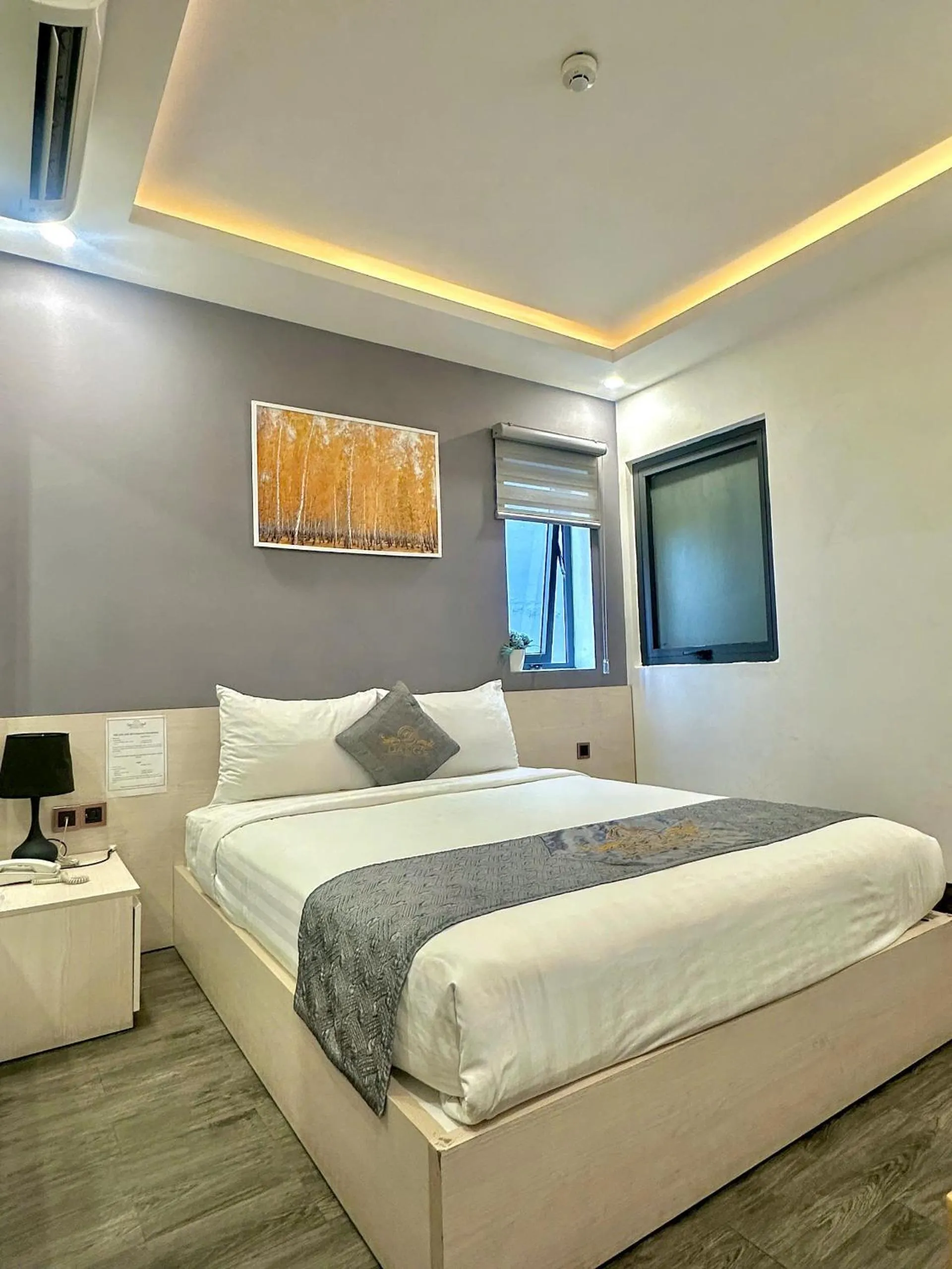 Photo of the whole room, Bed in Dang's Hotel