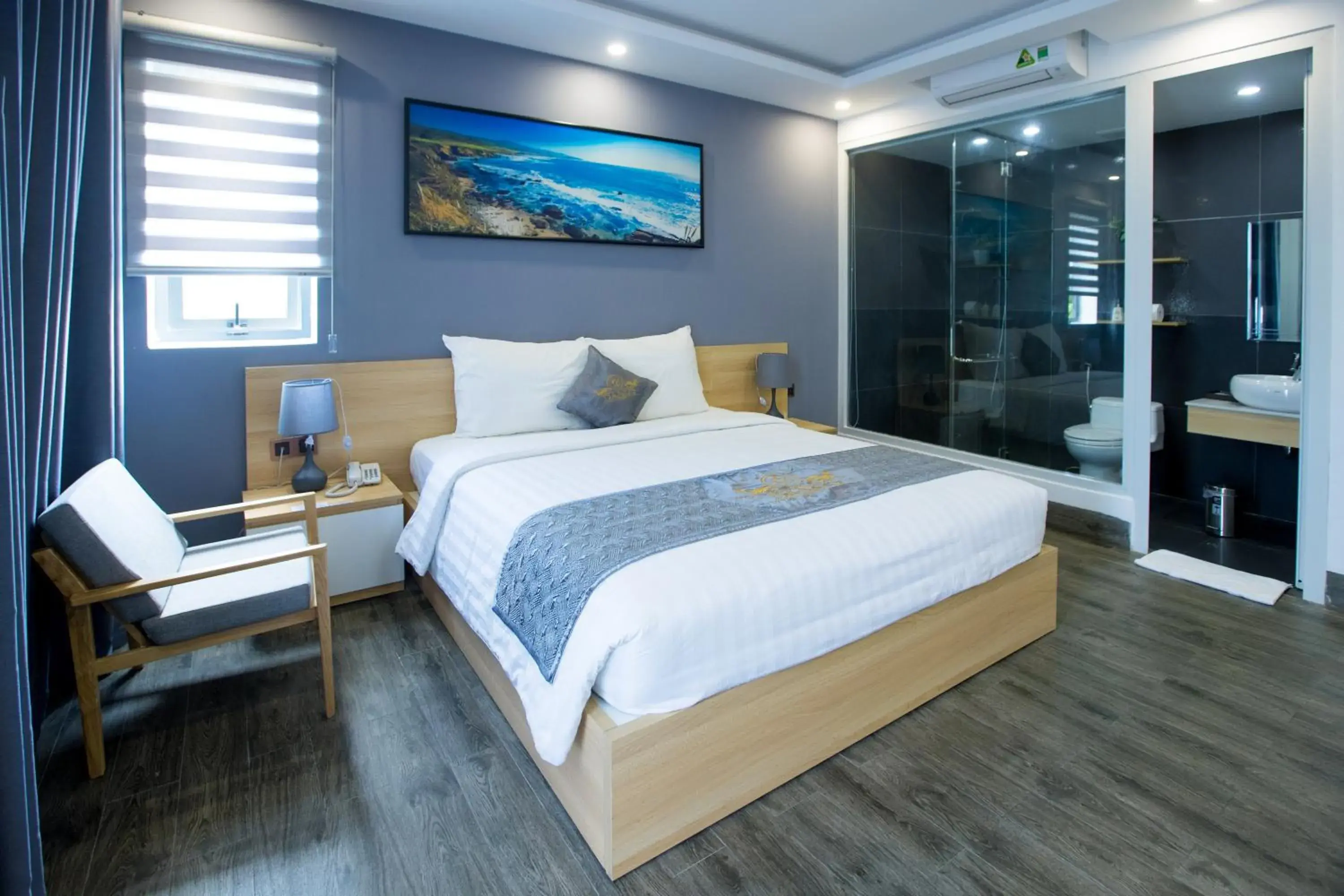 Deluxe King Room in Dang's Hotel Deluxe King Room in Dang's Hotel