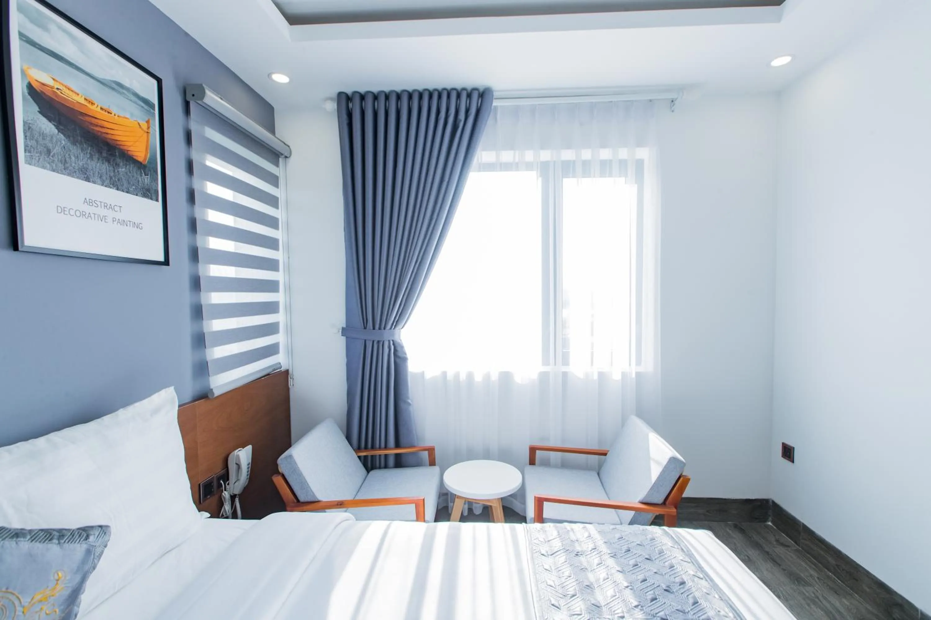 Photo of the whole room, Bed in Dang's Hotel