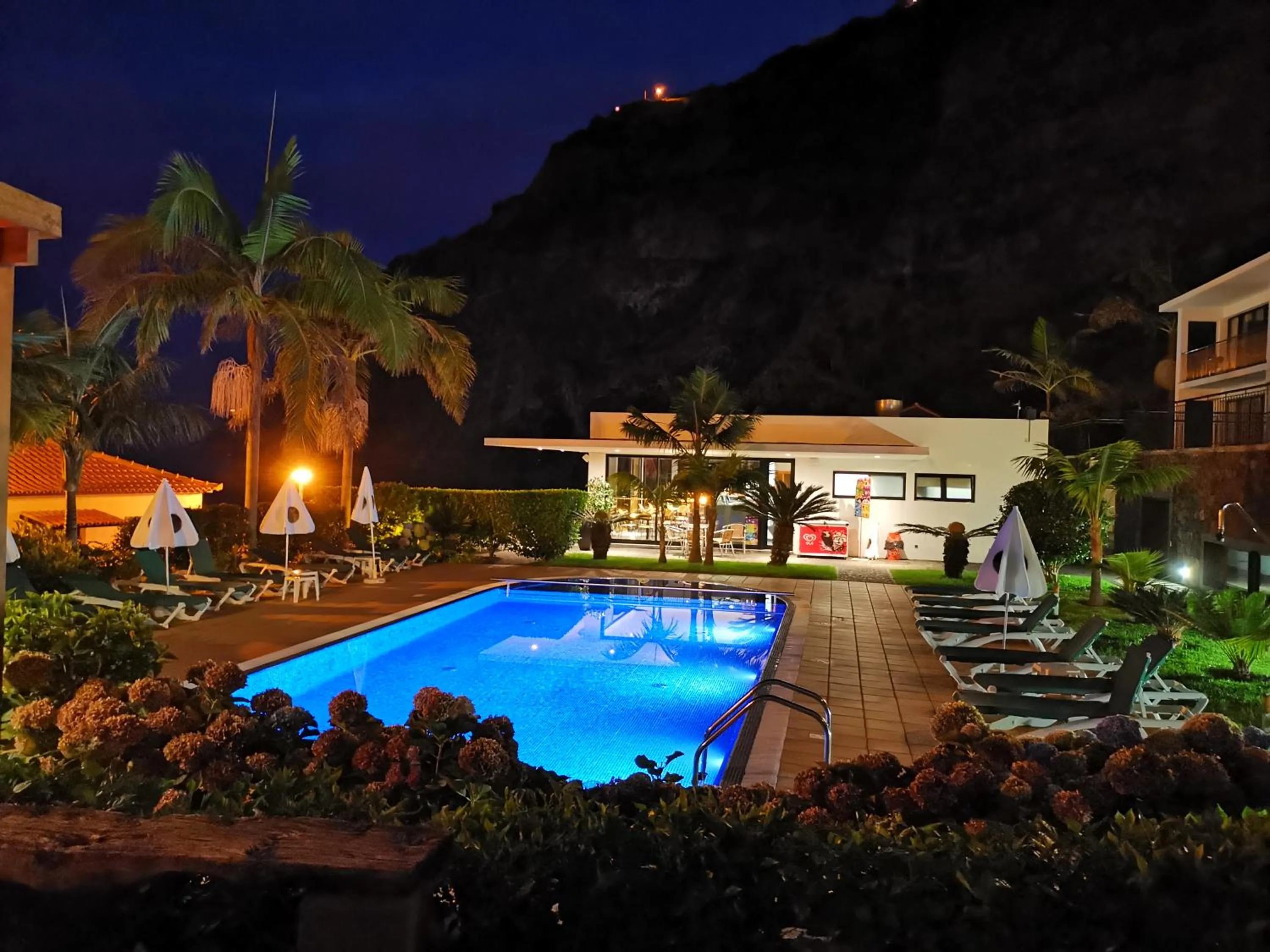 Pool view in Casa da Capelinha
