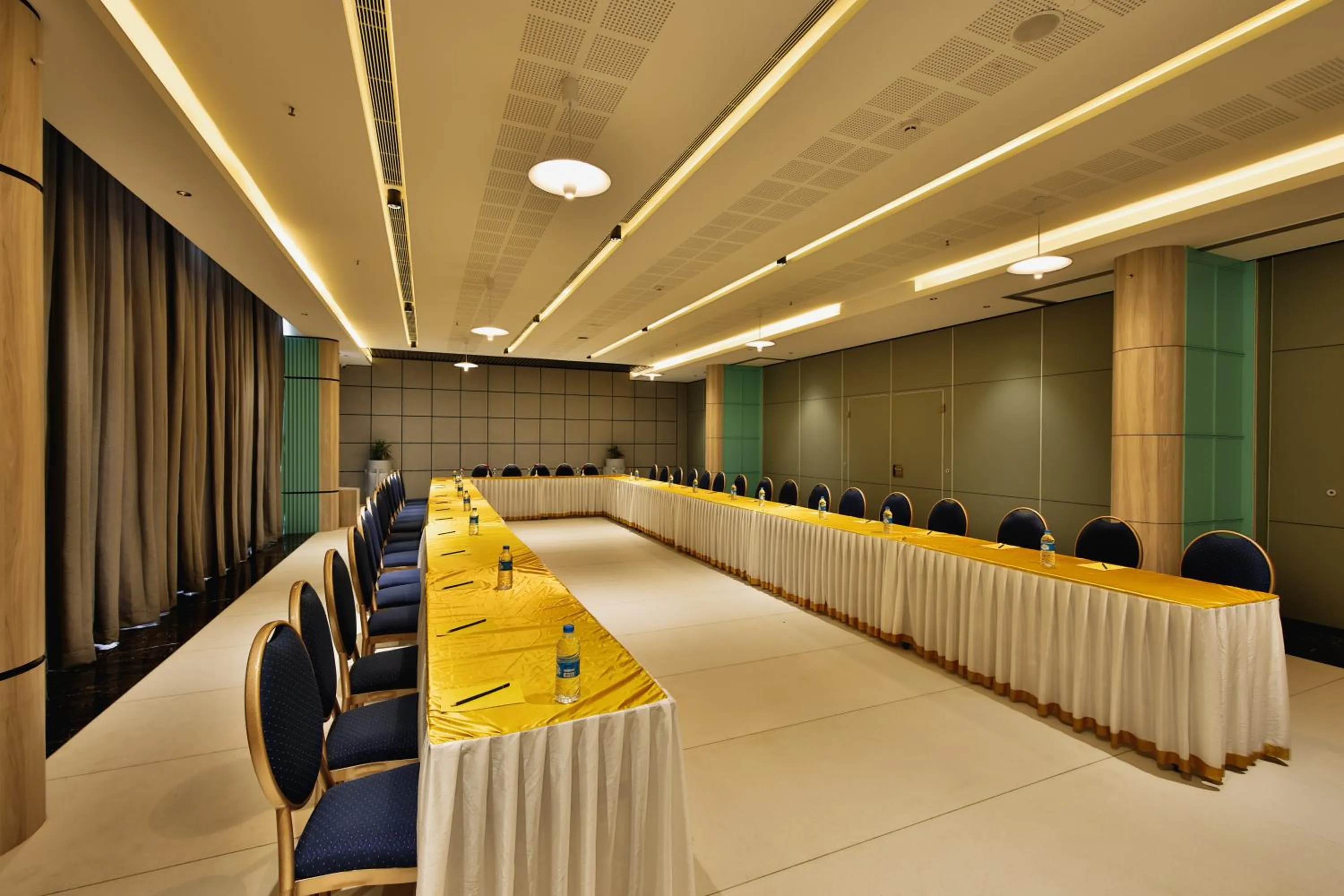 Banquet/Function facilities in Pushpak Grande