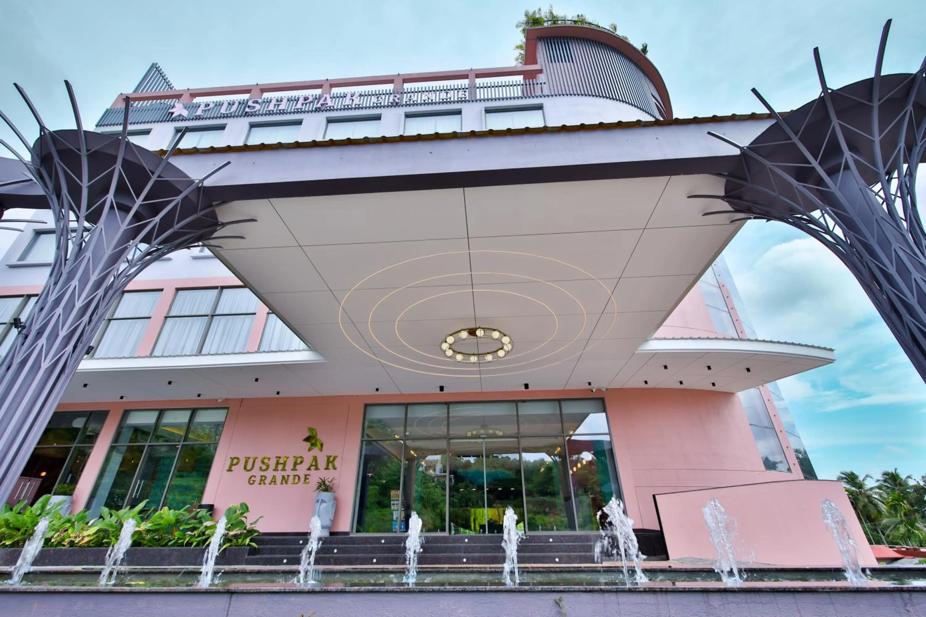 Facade/entrance in Pushpak Grande