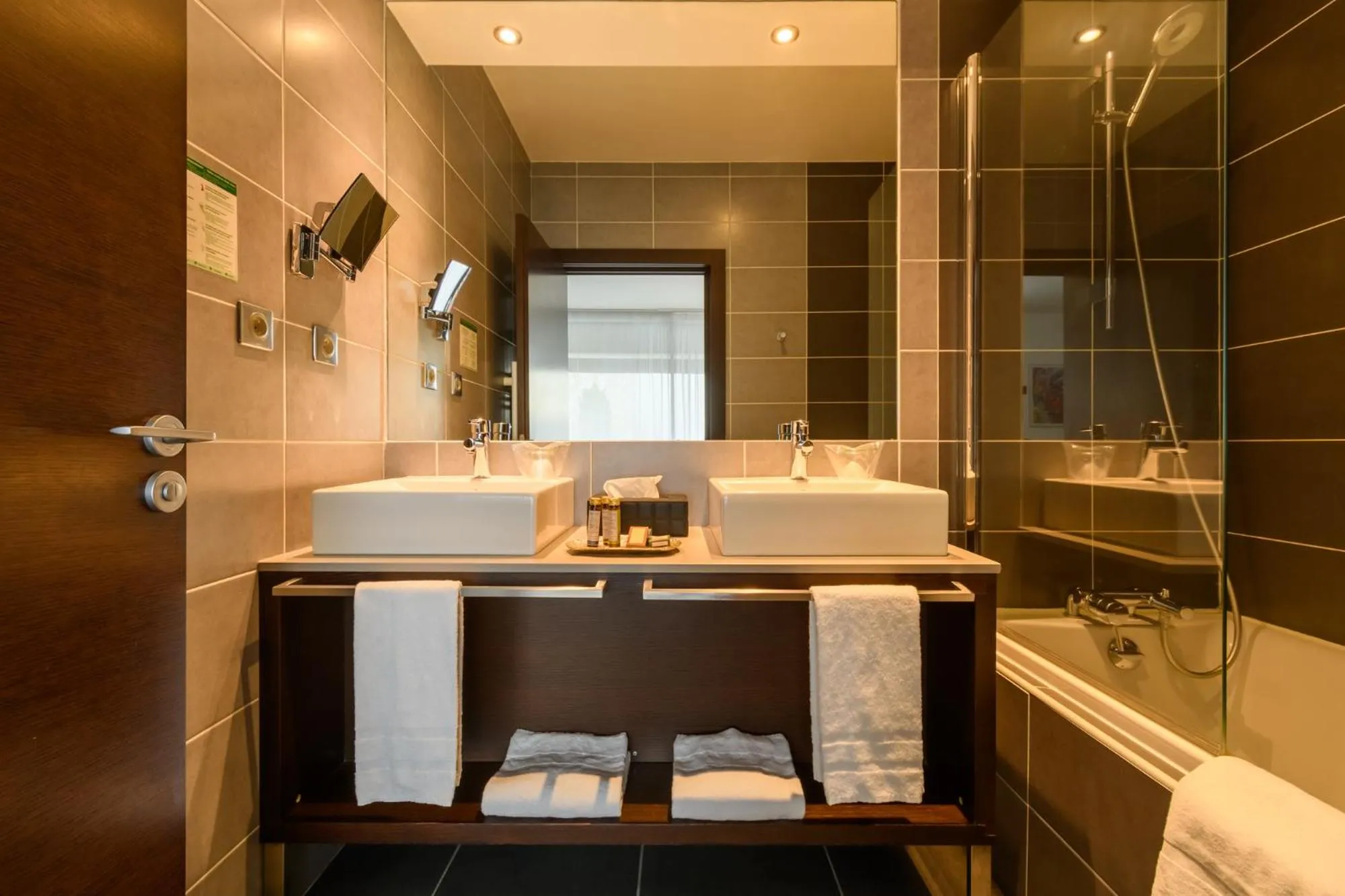 Bathroom in Hype Hôtel