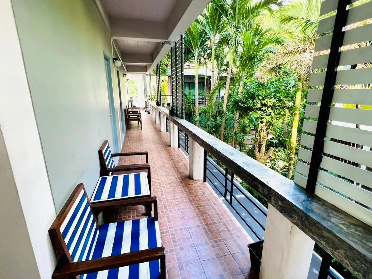 Property building in Blue Wave House