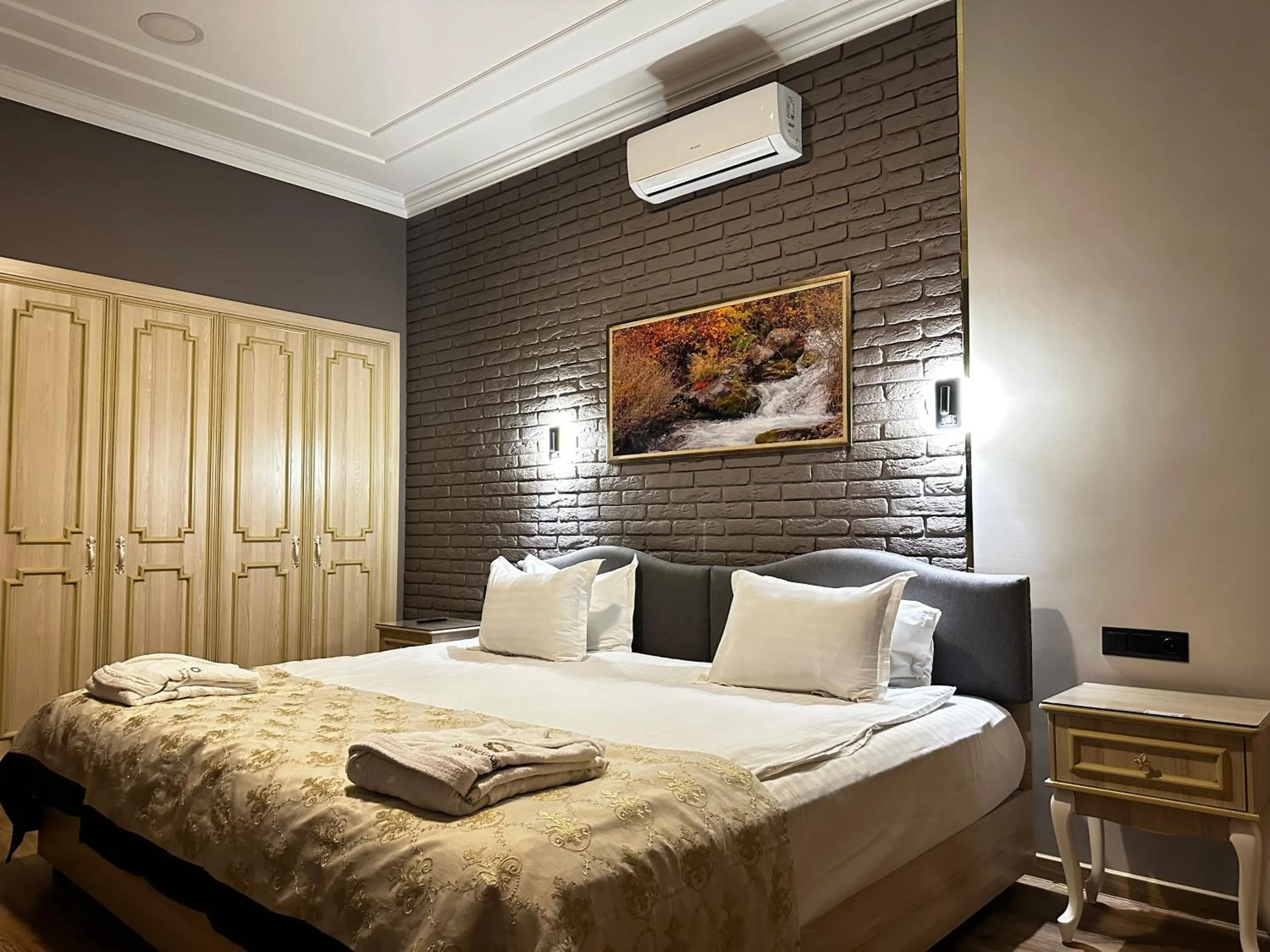 Bedroom, Bed in Silk Road Kokand Hotel