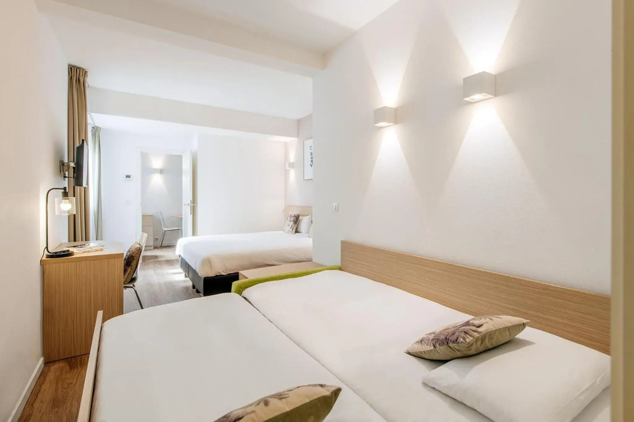 Studio (4 Adults) in Aparthotel Adagio Access Bruxelles Europe Aparthotel Studio (4 Adults) in Aparthotel Adagio Access Bruxelles Europe Aparthotel