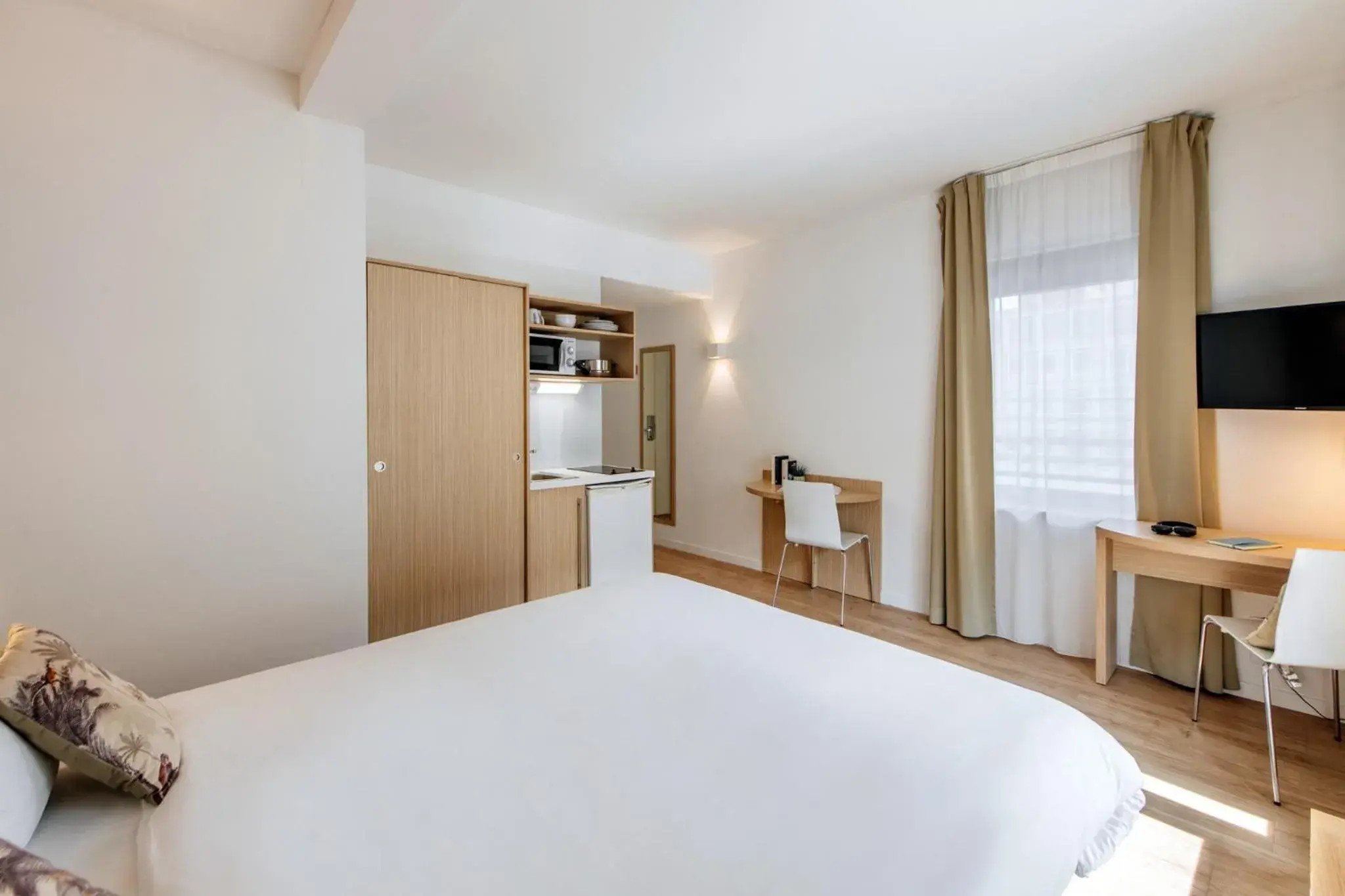 Studio (2 Adults) in Aparthotel Adagio Access Bruxelles Europe Aparthotel Studio (2 Adults) in Aparthotel Adagio Access Bruxelles Europe Aparthotel