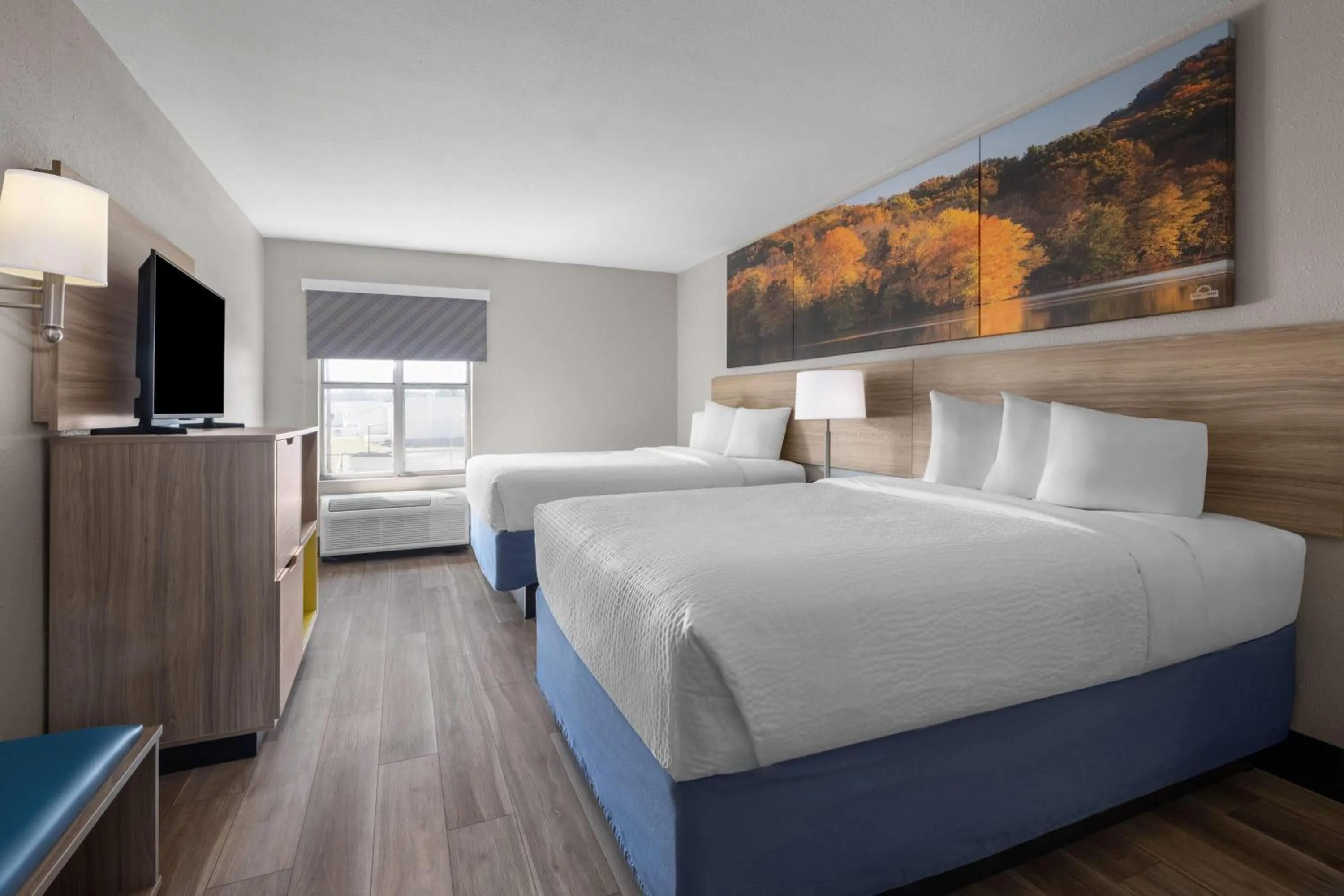 Photo of the whole room, Bed in Days Inn by Wyndham Alma