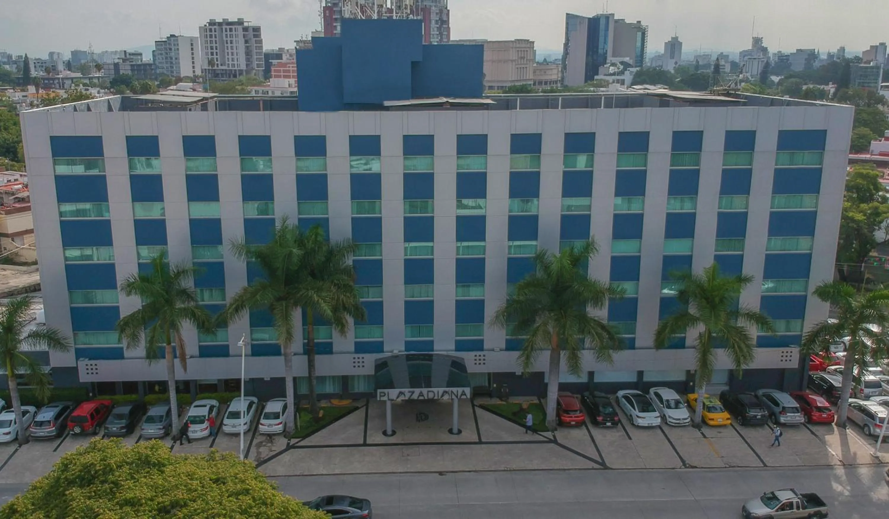 Property building in Hotel Plaza Diana