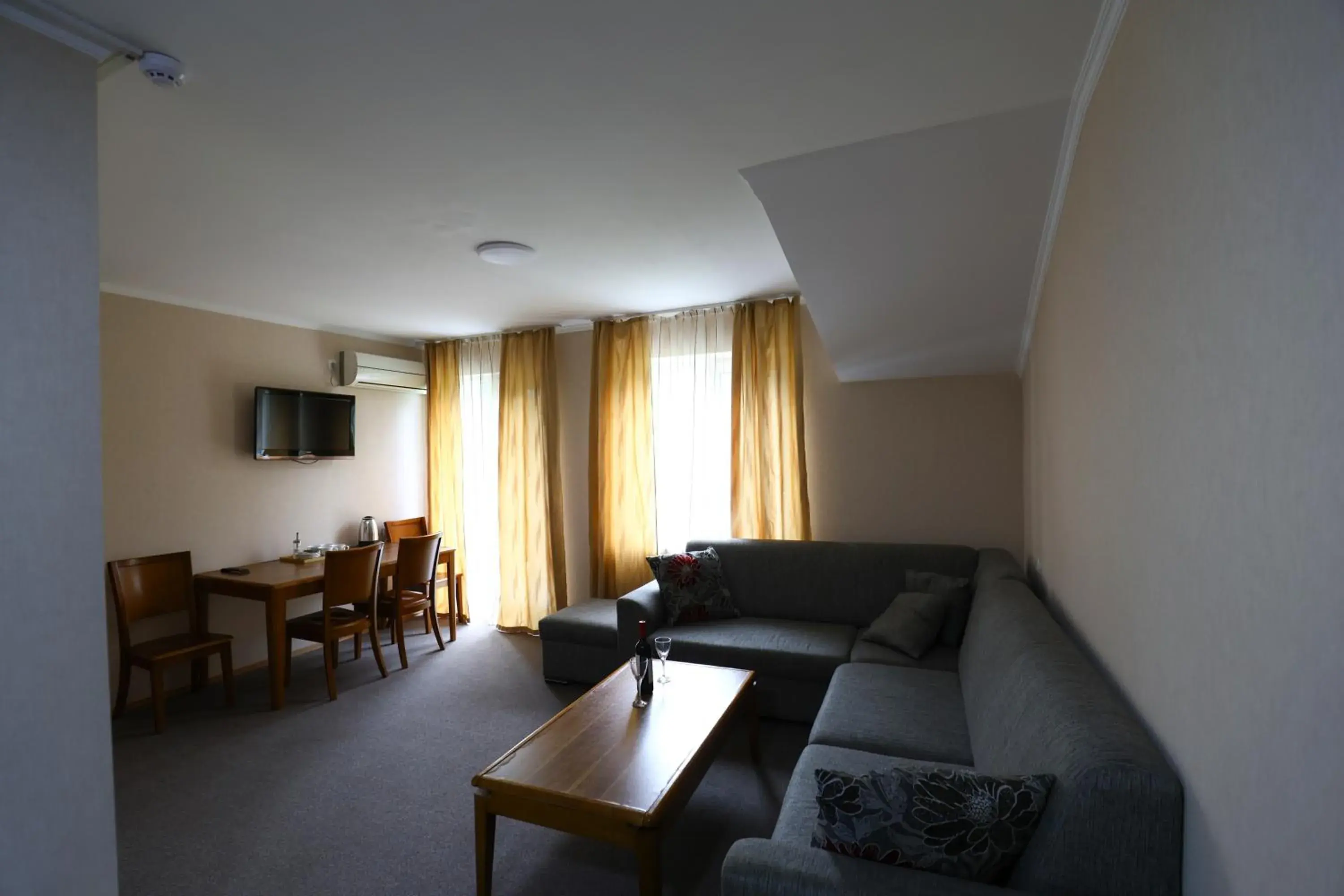 Two-Bedroom Apartment - single occupancy in Park Hotel Imeri kutaisi Two-Bedroom Apartment - single occupancy in Park Hotel Imeri kutaisi