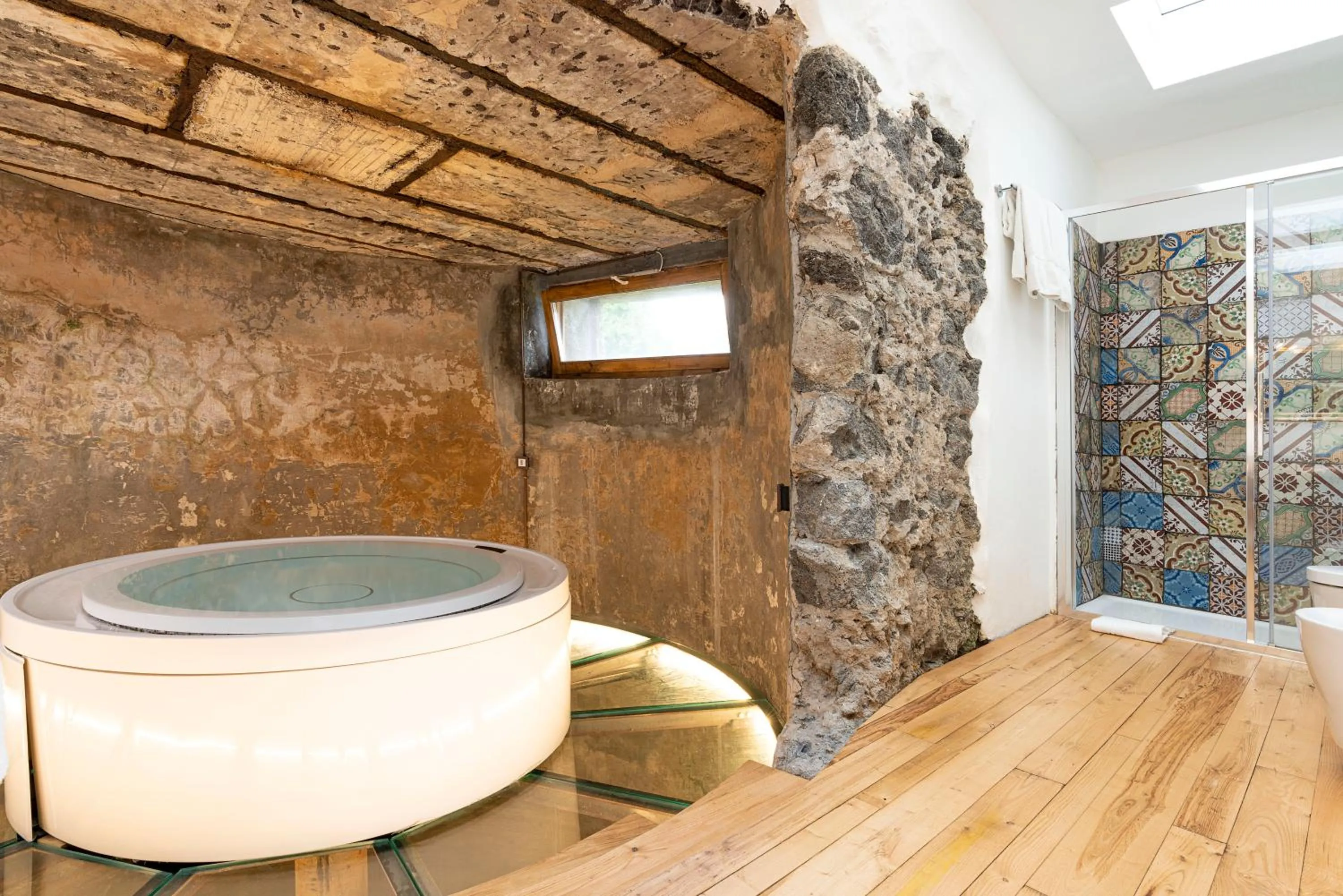 Shower in Monaci delle Terre Nere