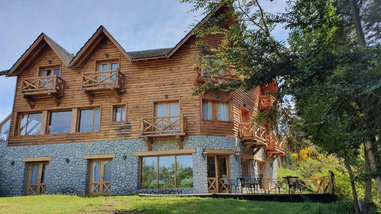 Property building in Encanto del Rio