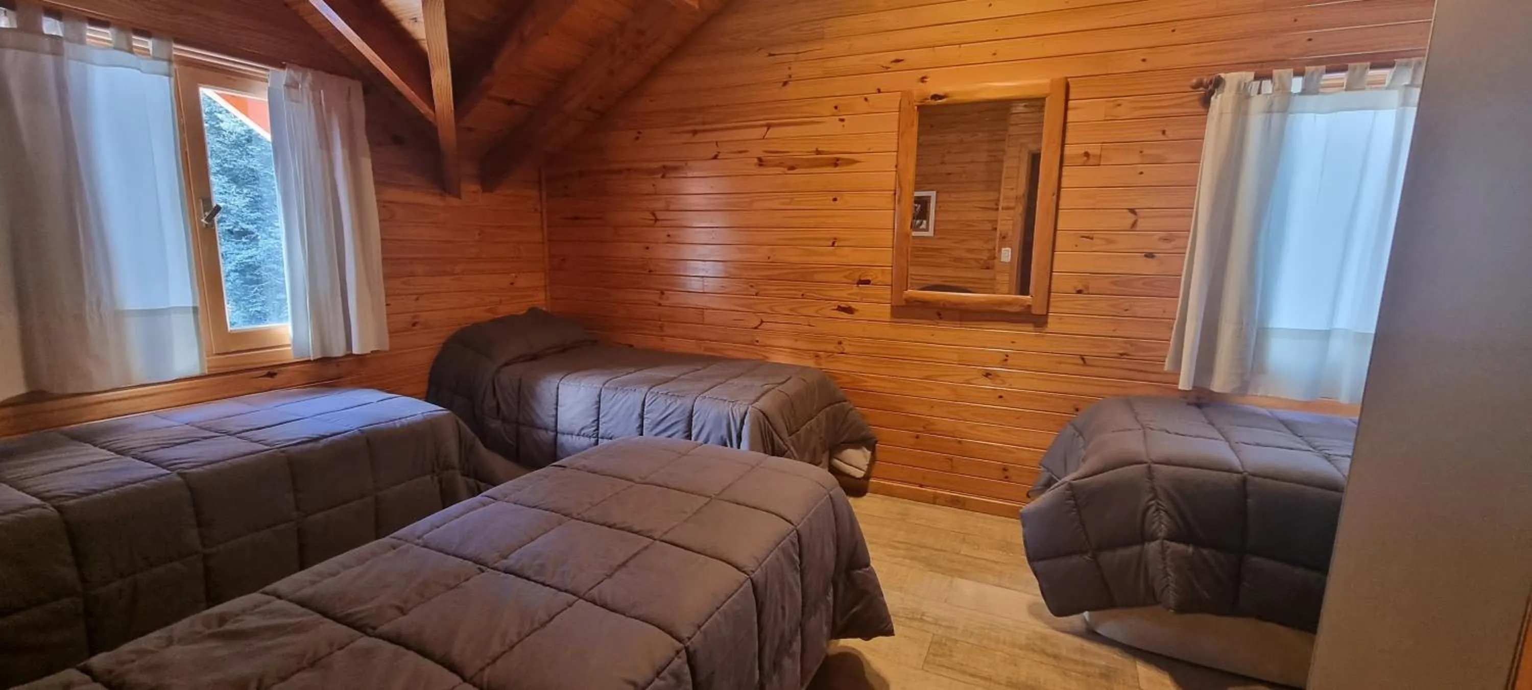 Text overlay in Encanto del Rio