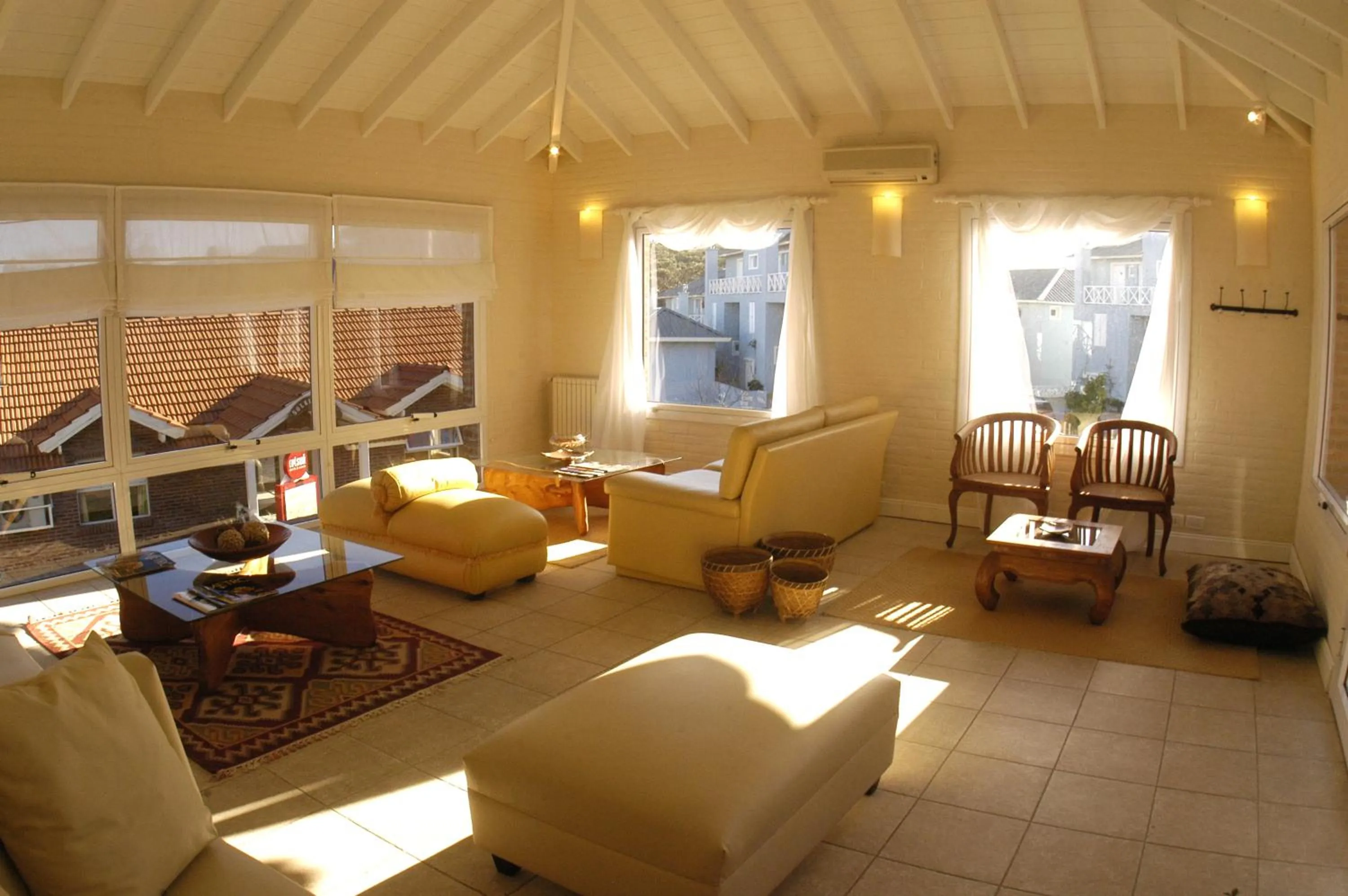 Lounge or bar in Carilo Soleil By HS