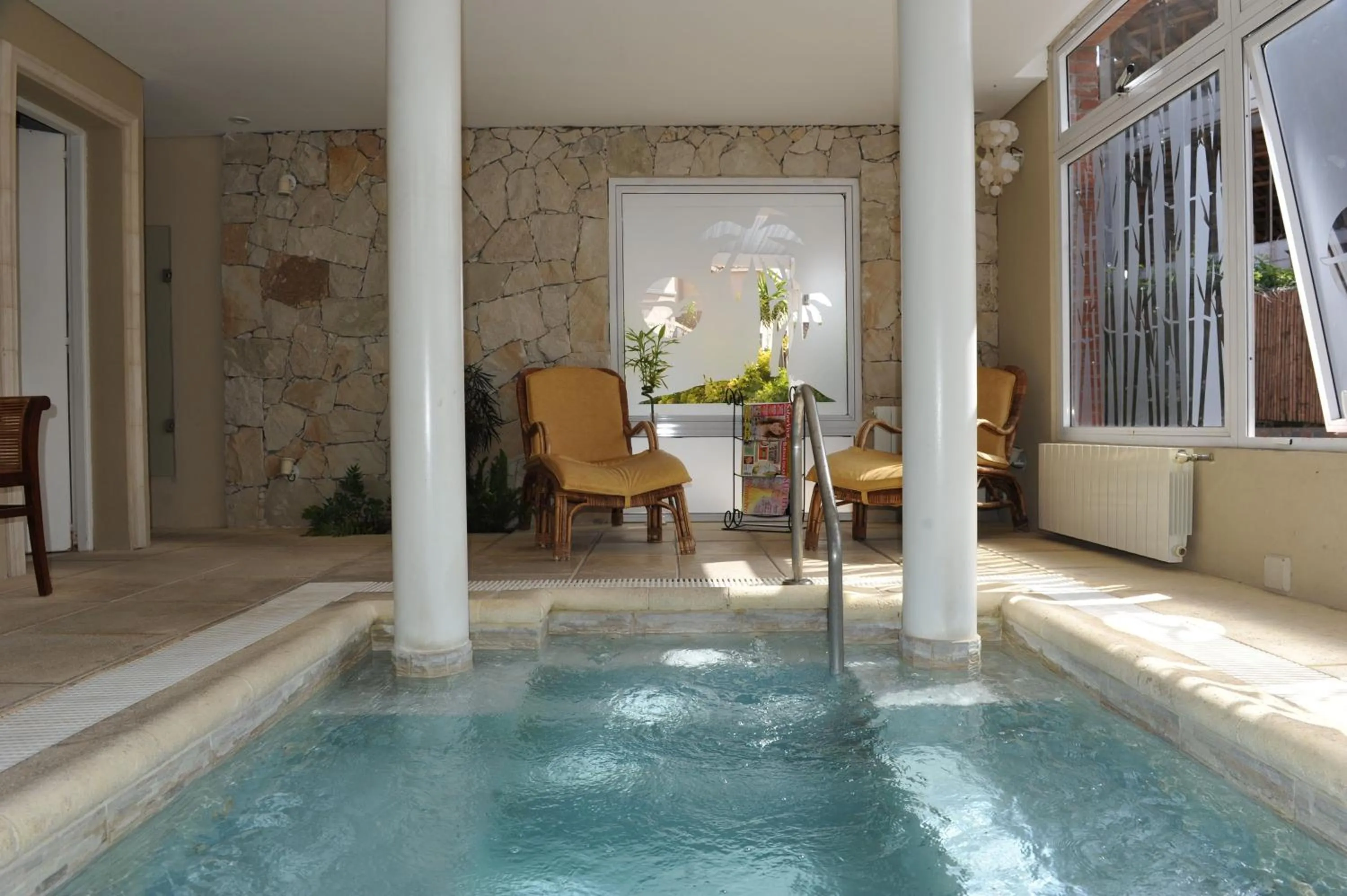 Hot Tub in Carilo Soleil By HS