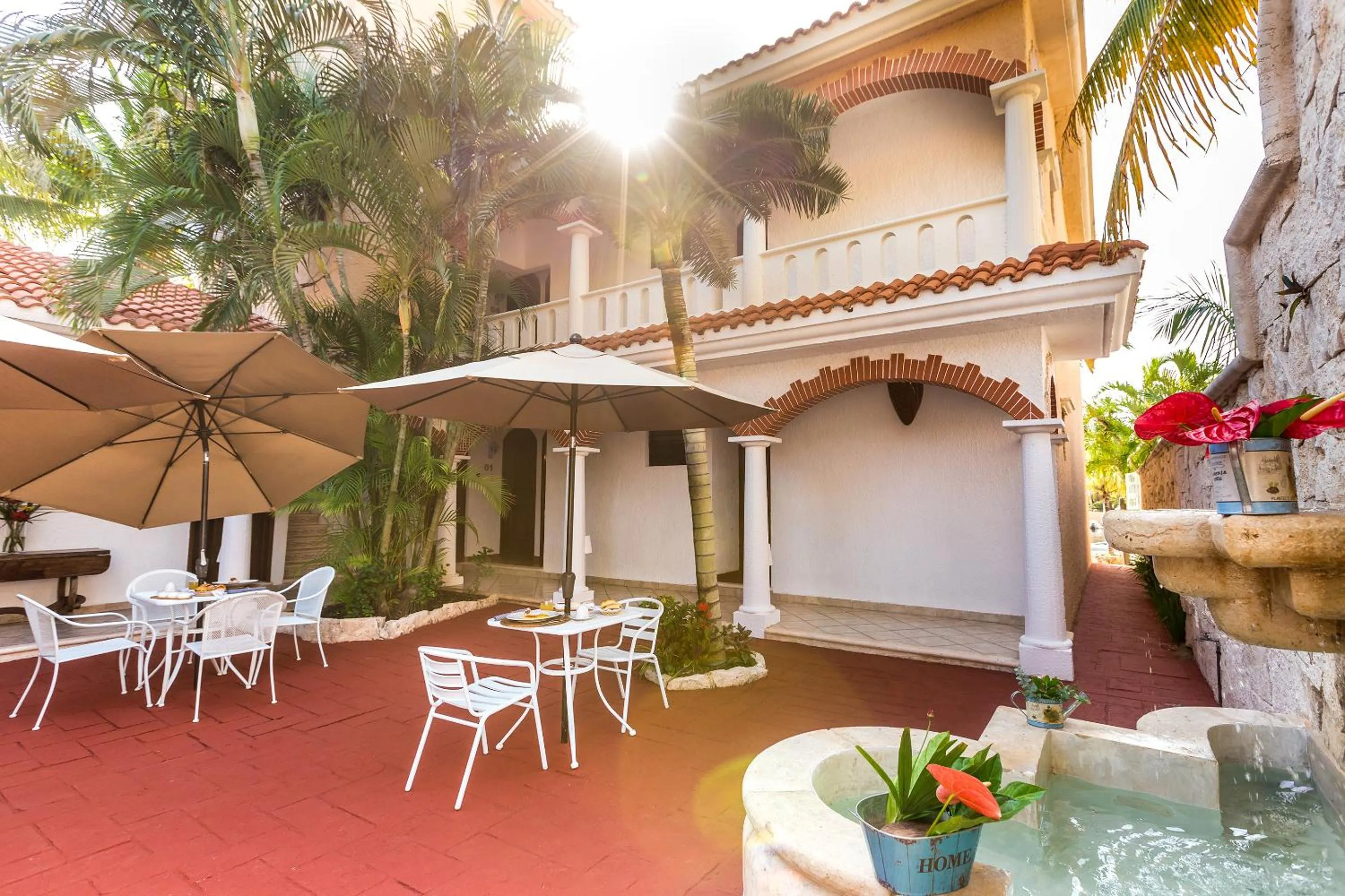 Food and drinks in Chez Waffle Hotel