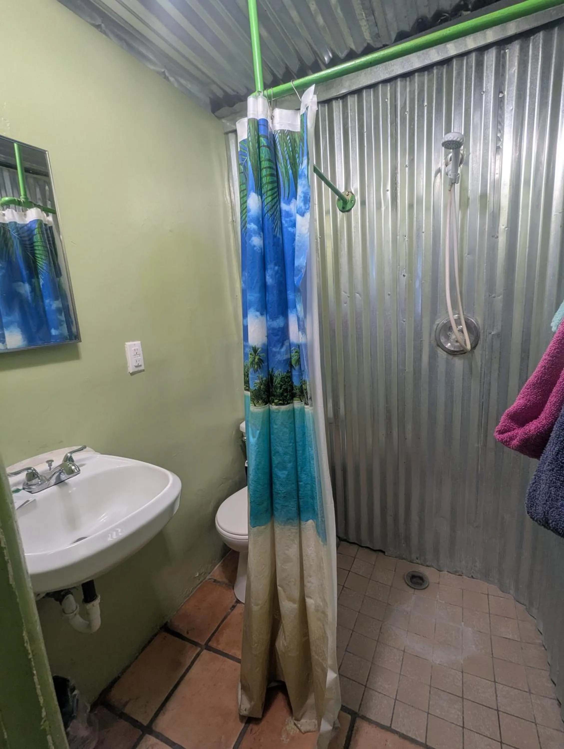 Shower in Pelican Spa