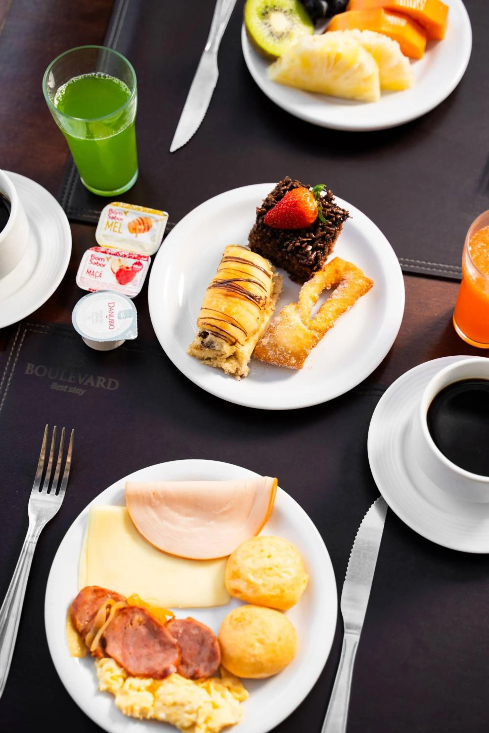 Breakfast in Boulevard Beach Canasvieiras Hotel