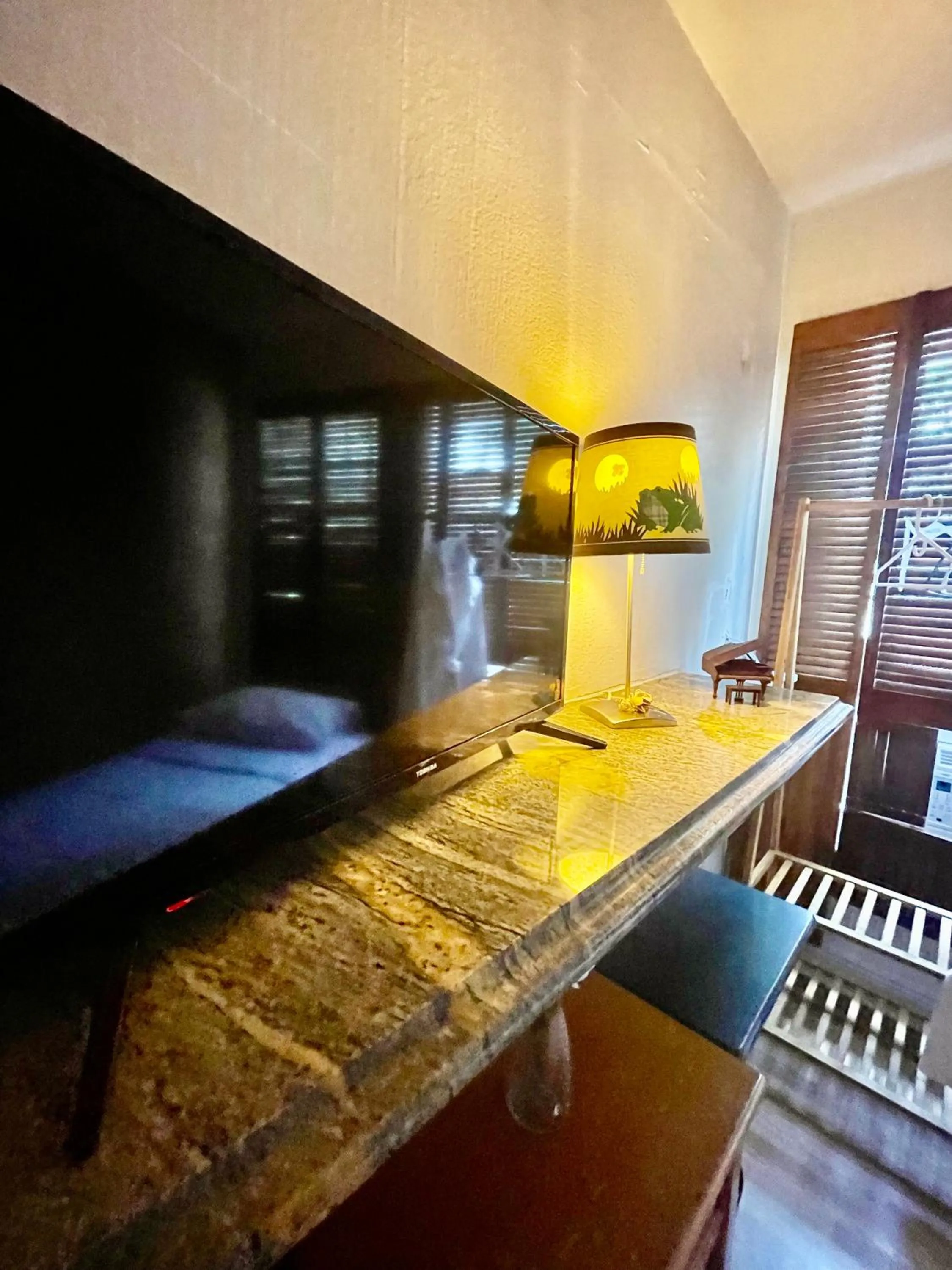 Photo of the whole room, Bed in Habitación Céntrica calle 8 Miami