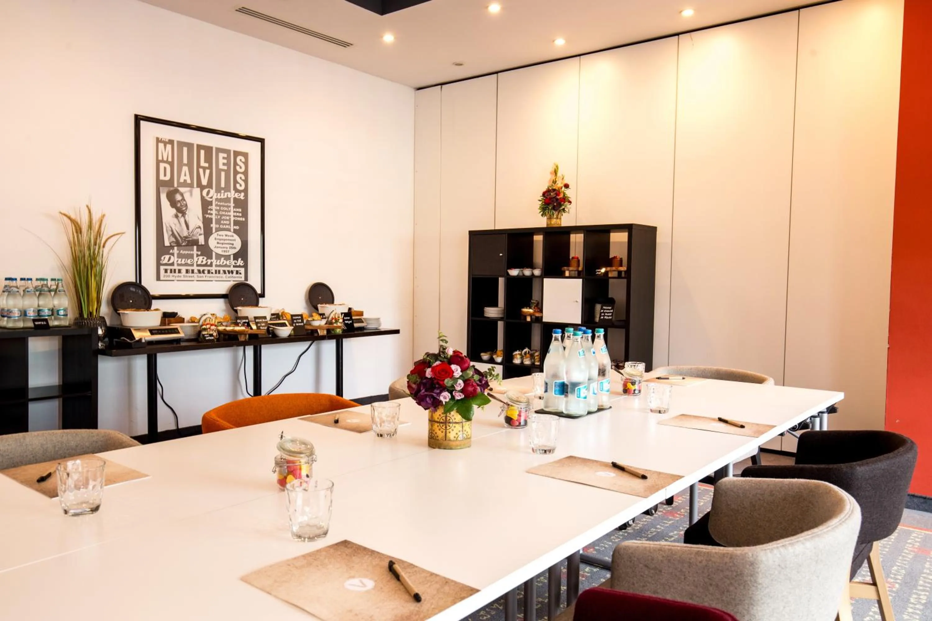 Restaurant/places to eat in Vienna House Easy by Wyndham Bucharest Airport