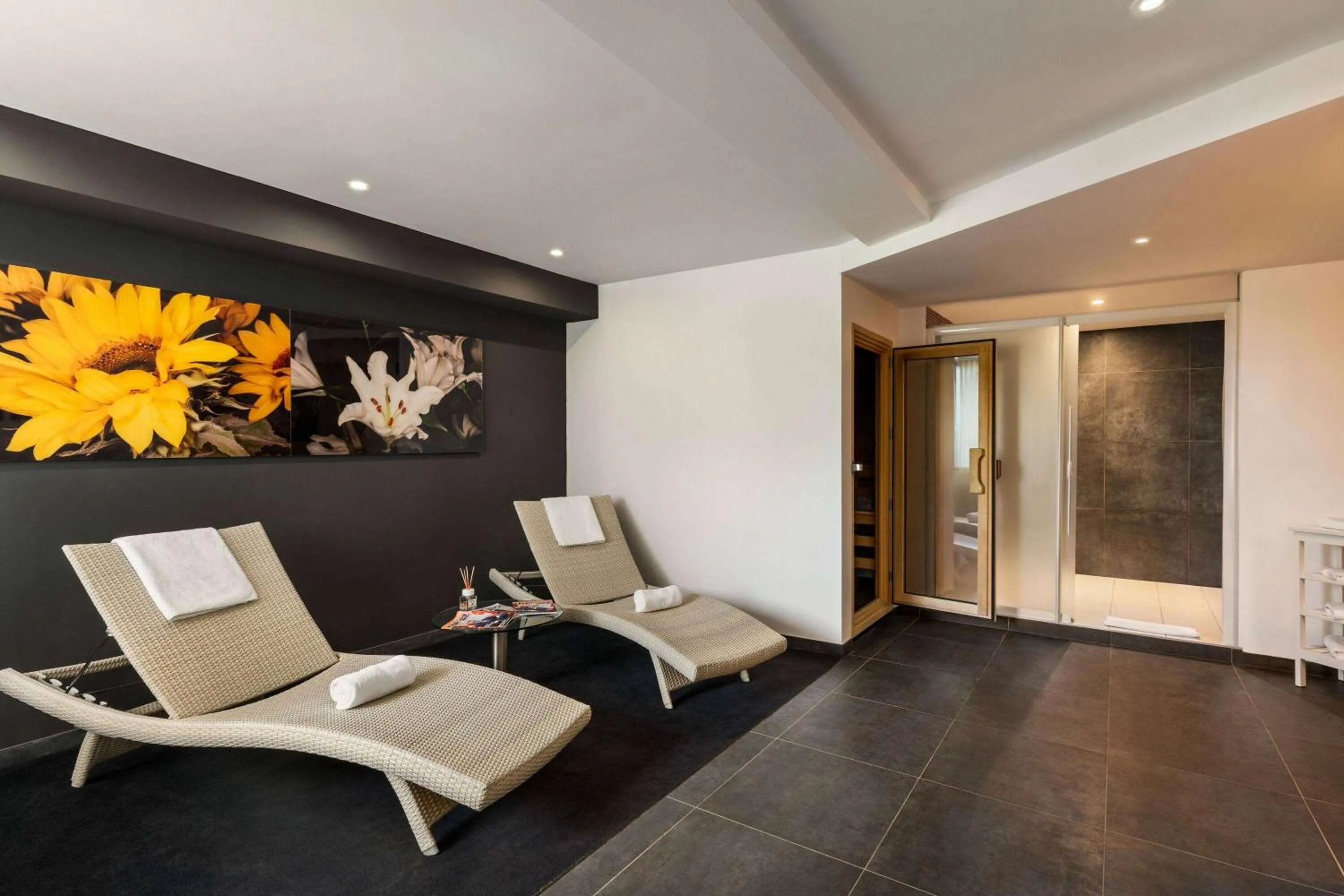 Spa and wellness centre/facilities in Vienna House Easy by Wyndham Bucharest Airport