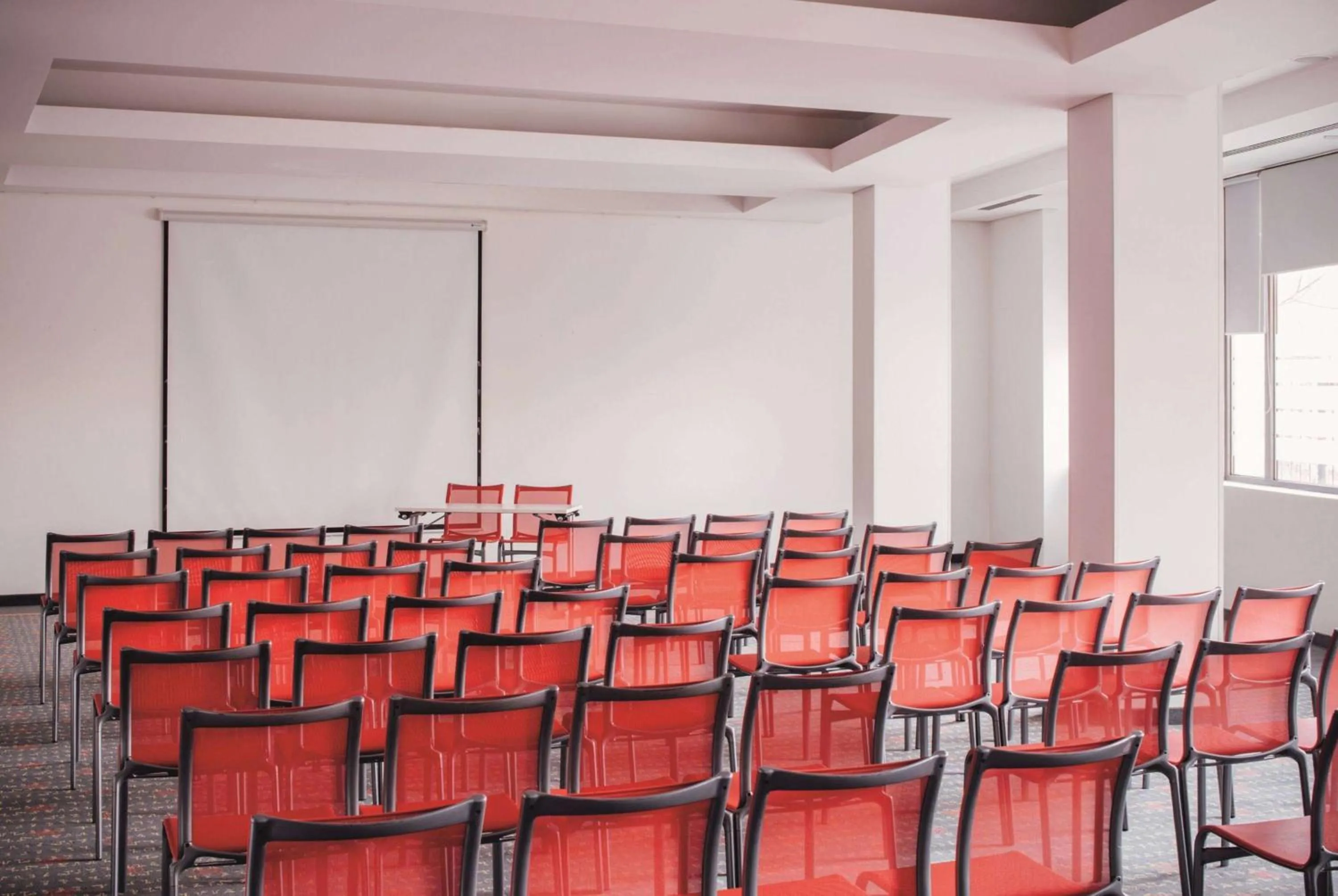 Meeting/conference room in Vienna House Easy by Wyndham Bucharest Airport