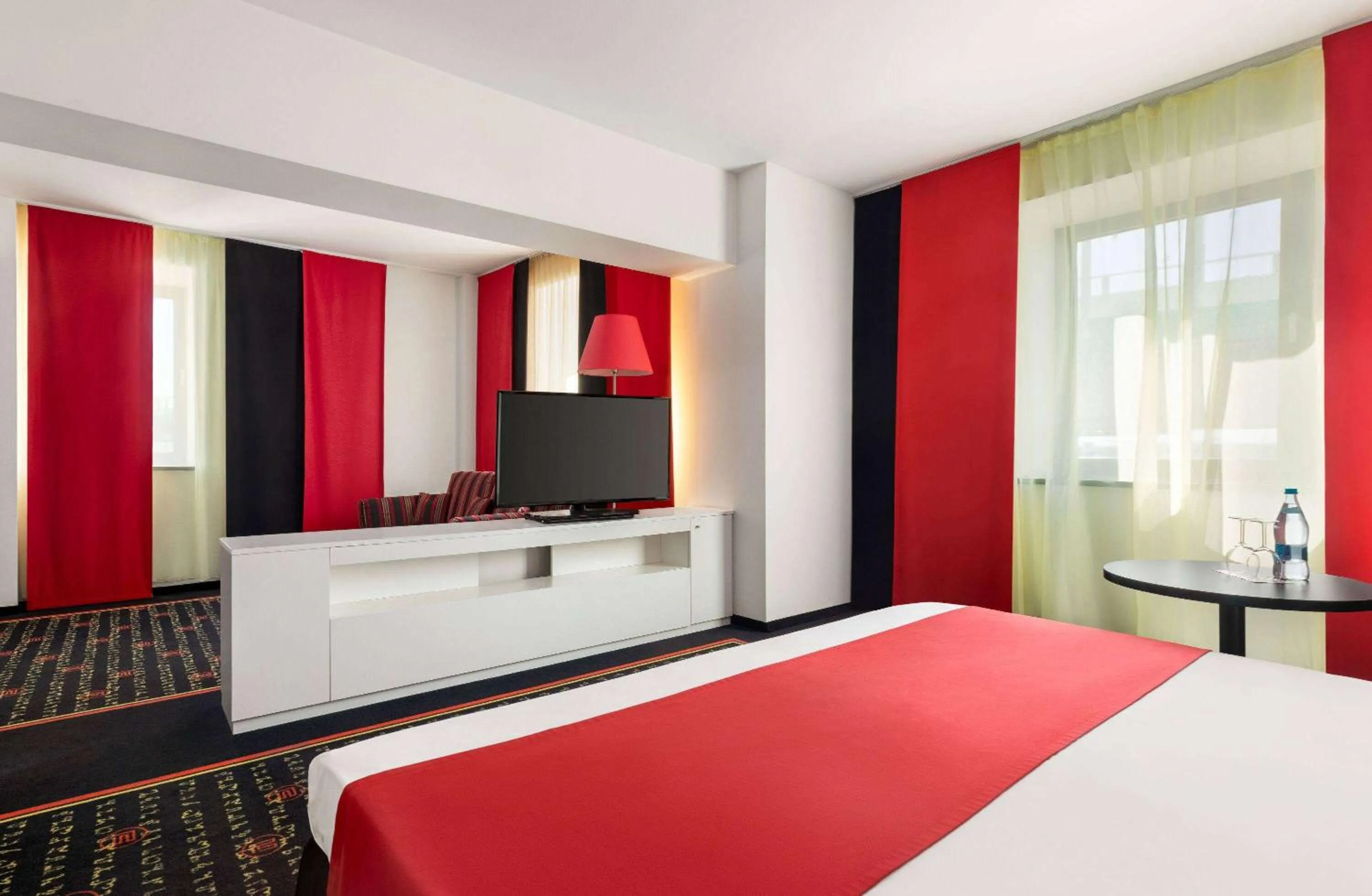 Photo of the whole room, Bed in Vienna House Easy by Wyndham Bucharest Airport