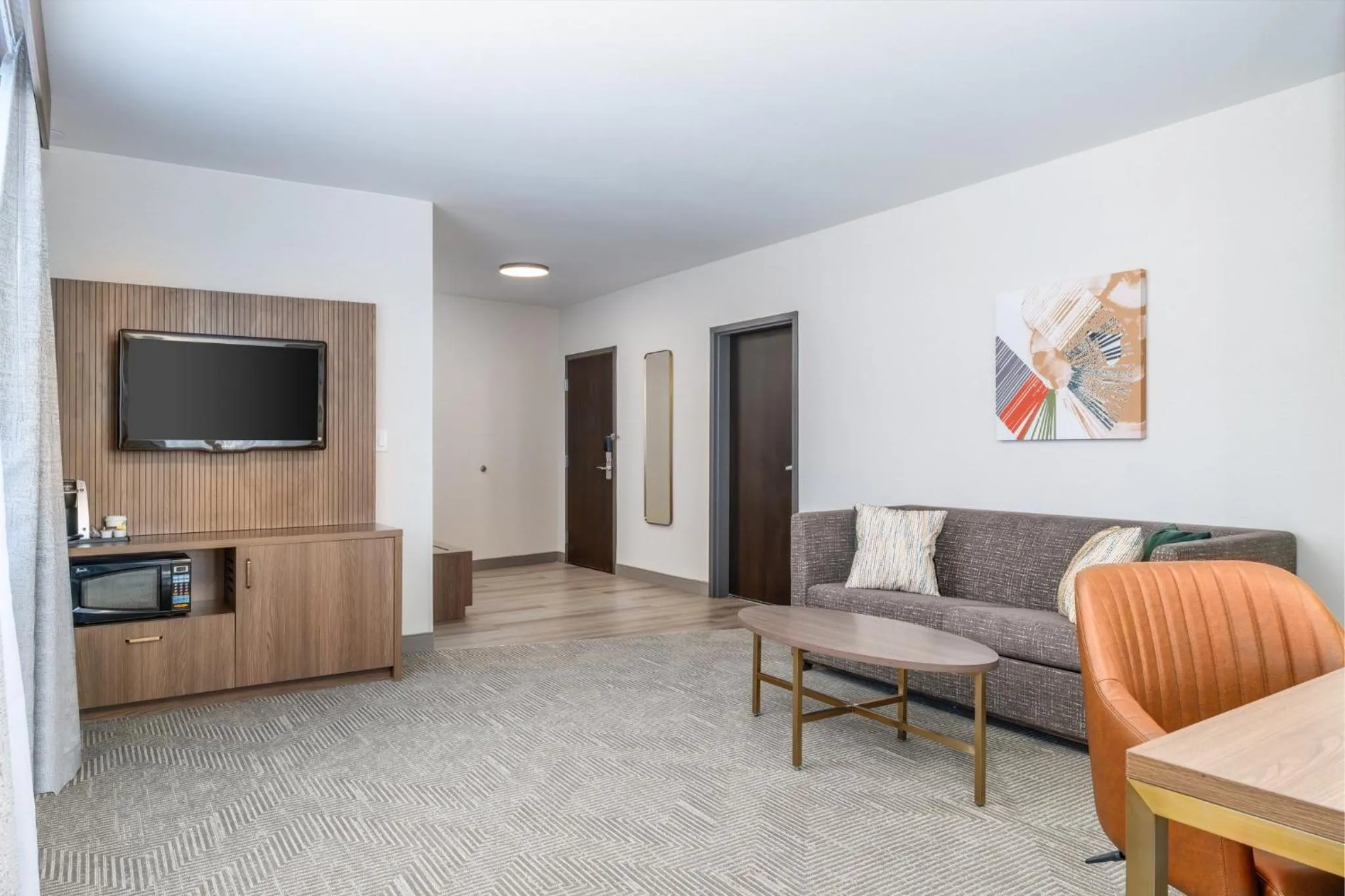 Photo of the whole room in Holiday Inn Boise Airport by IHG