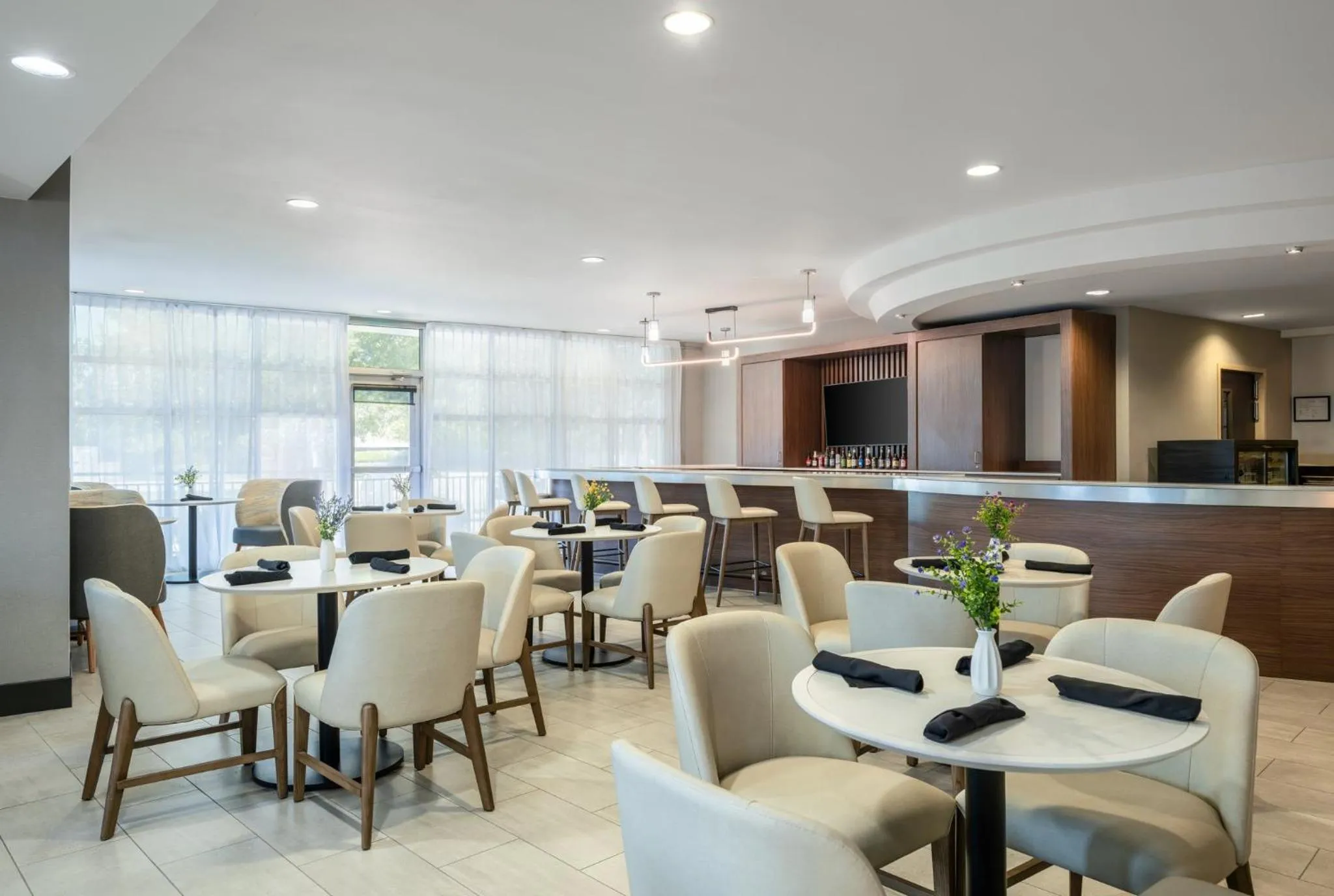 Restaurant/places to eat in Holiday Inn Boise Airport by IHG