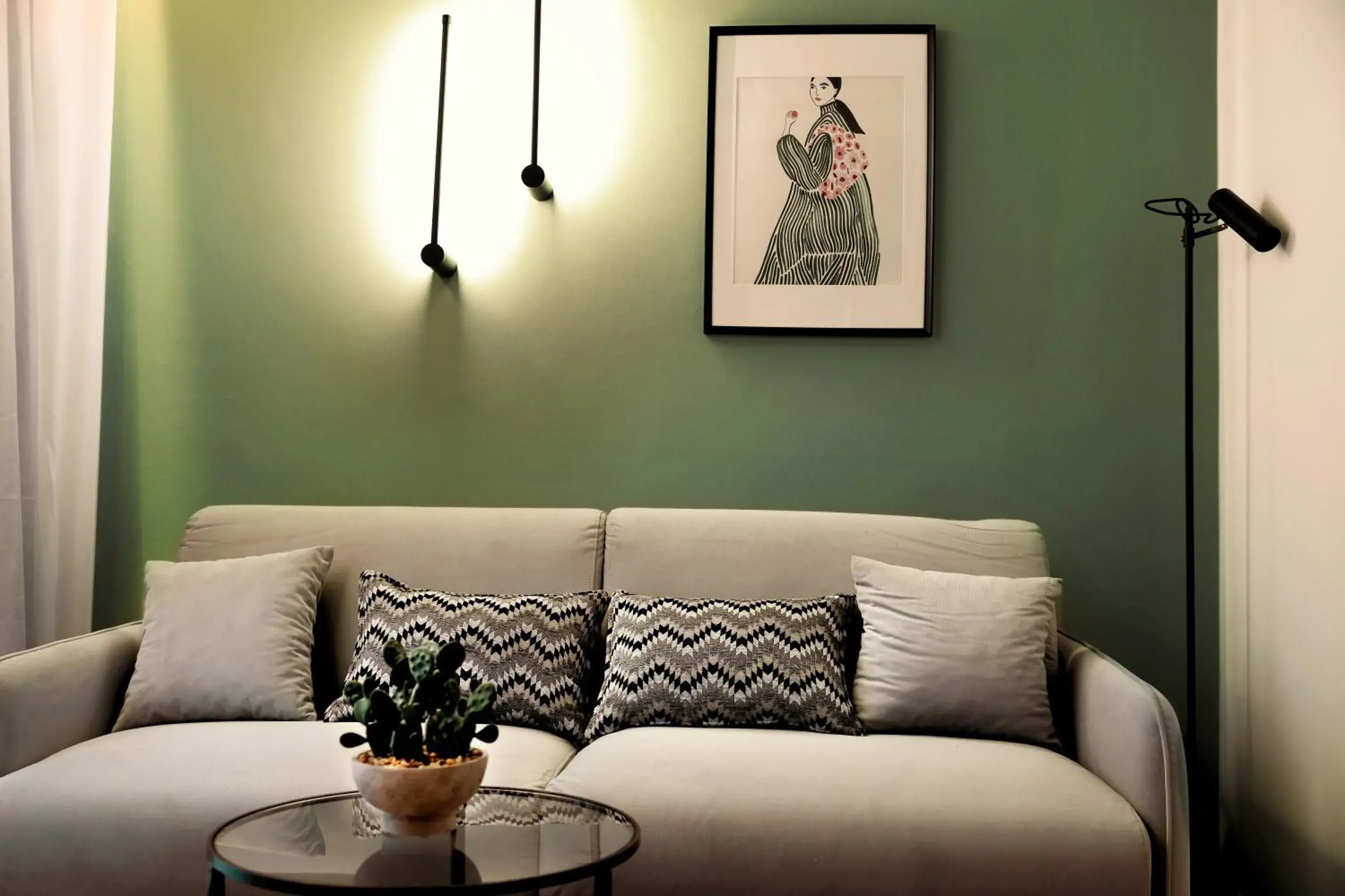 Suite in Zeus Essence Bucharest Opera Suite in Zeus Essence Bucharest Opera