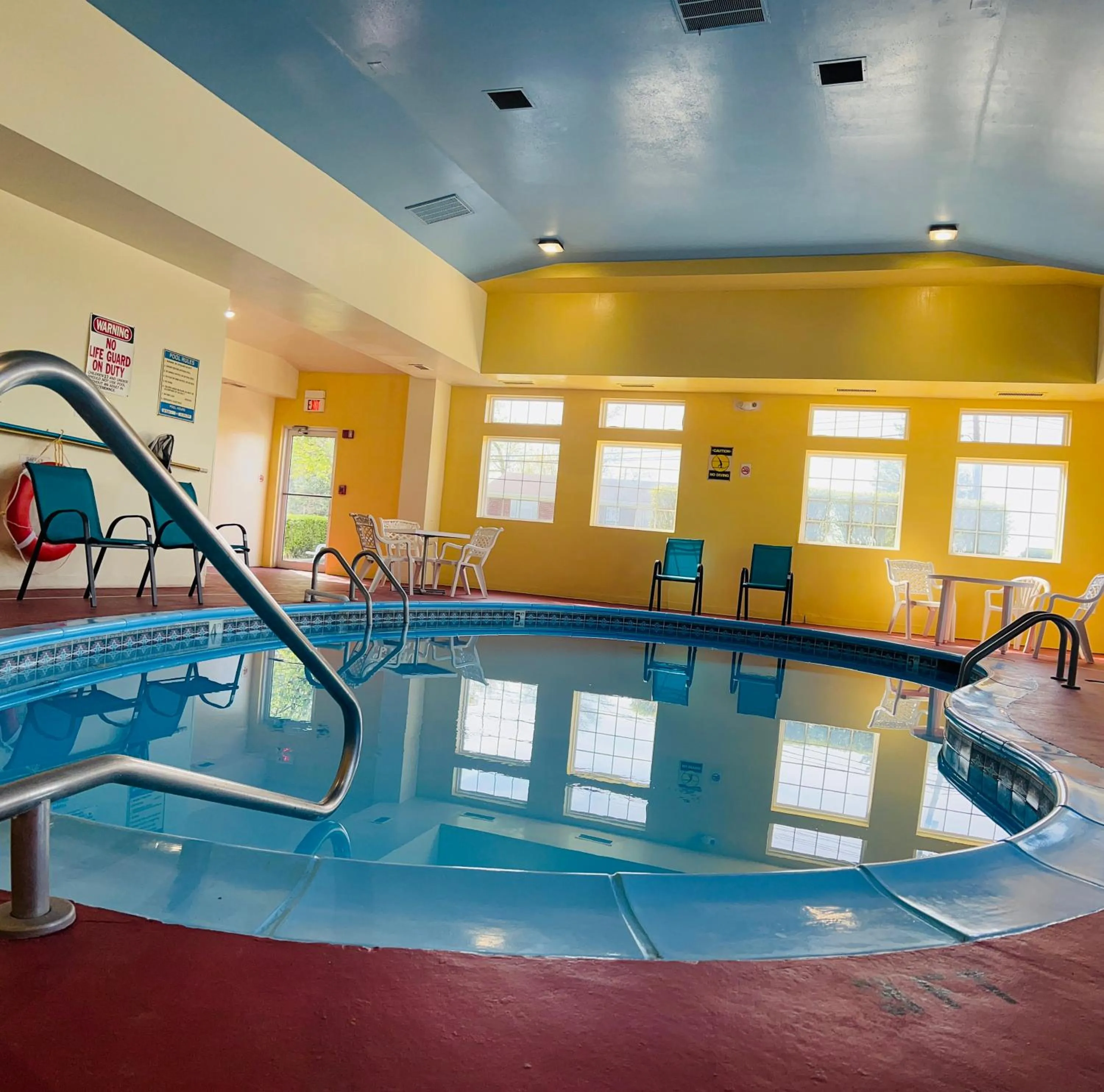 Swimming pool in Super 8 by Wyndham Elizabethtown