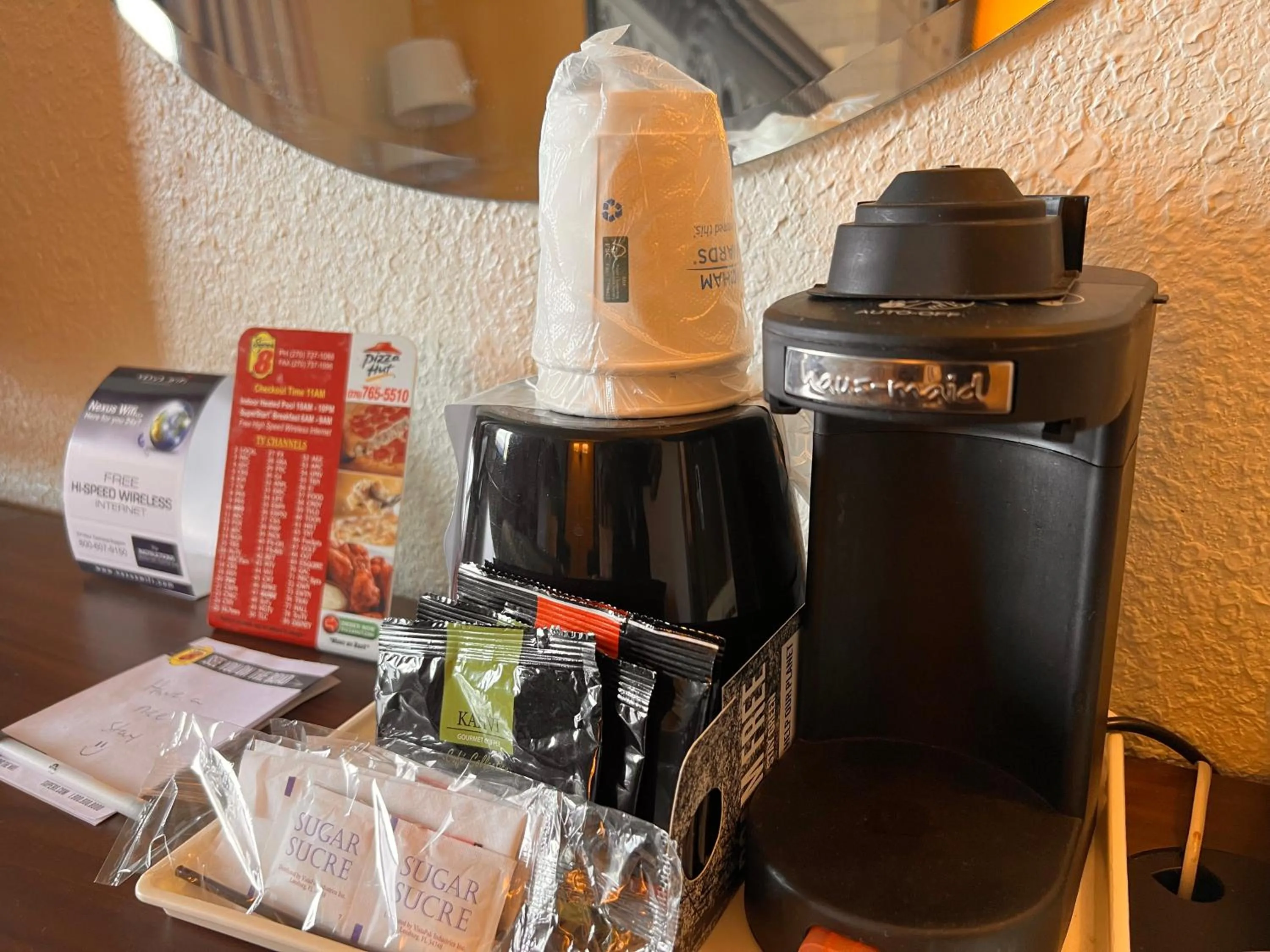 Coffee/tea facilities in Super 8 by Wyndham Elizabethtown