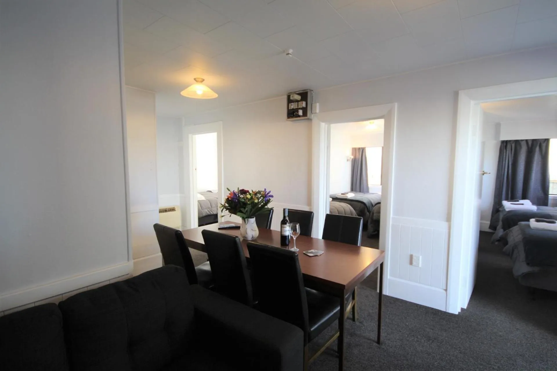 Bed in Beach Lodge Motels