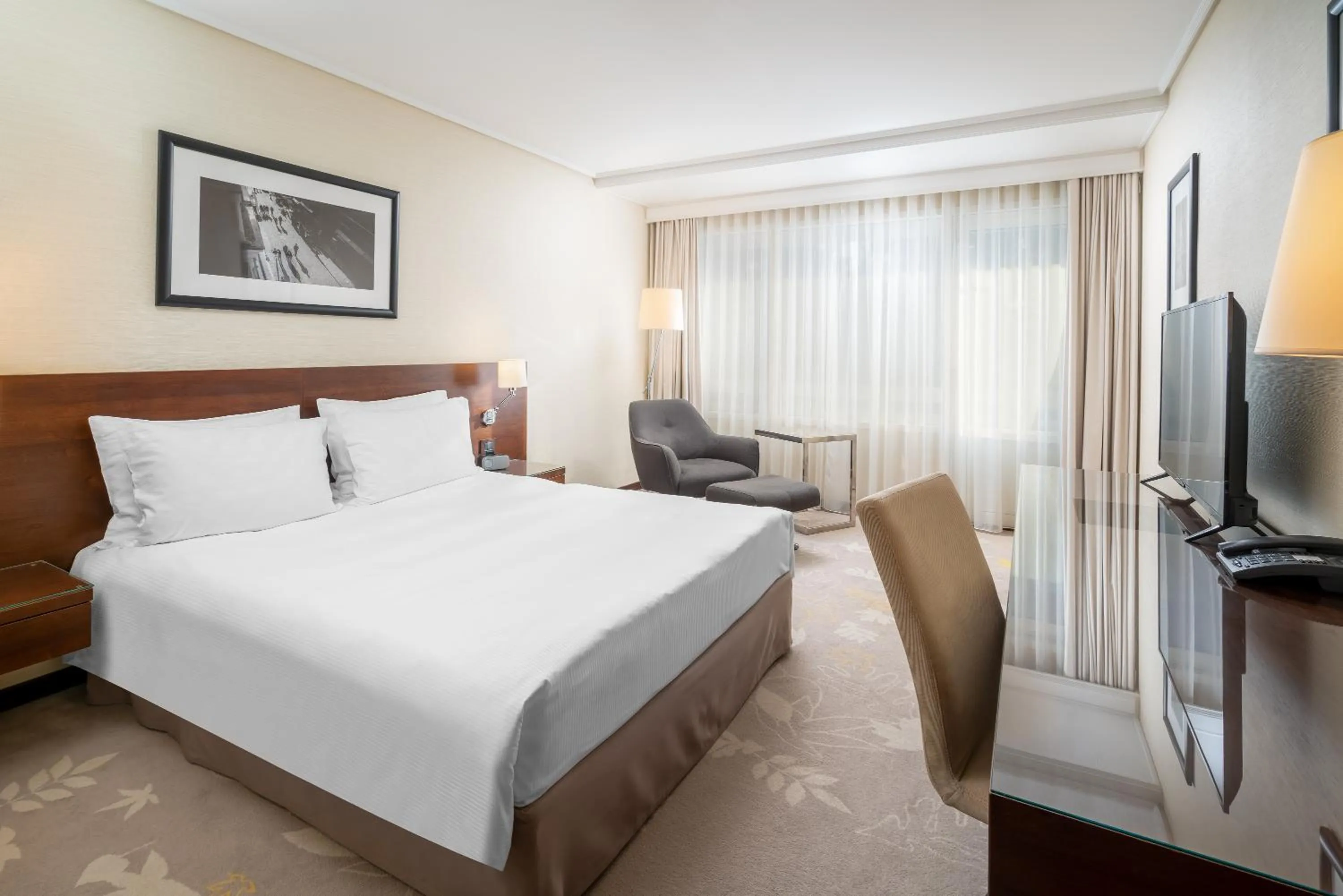 Bed in Crowne Plaza Bucharest by IHG