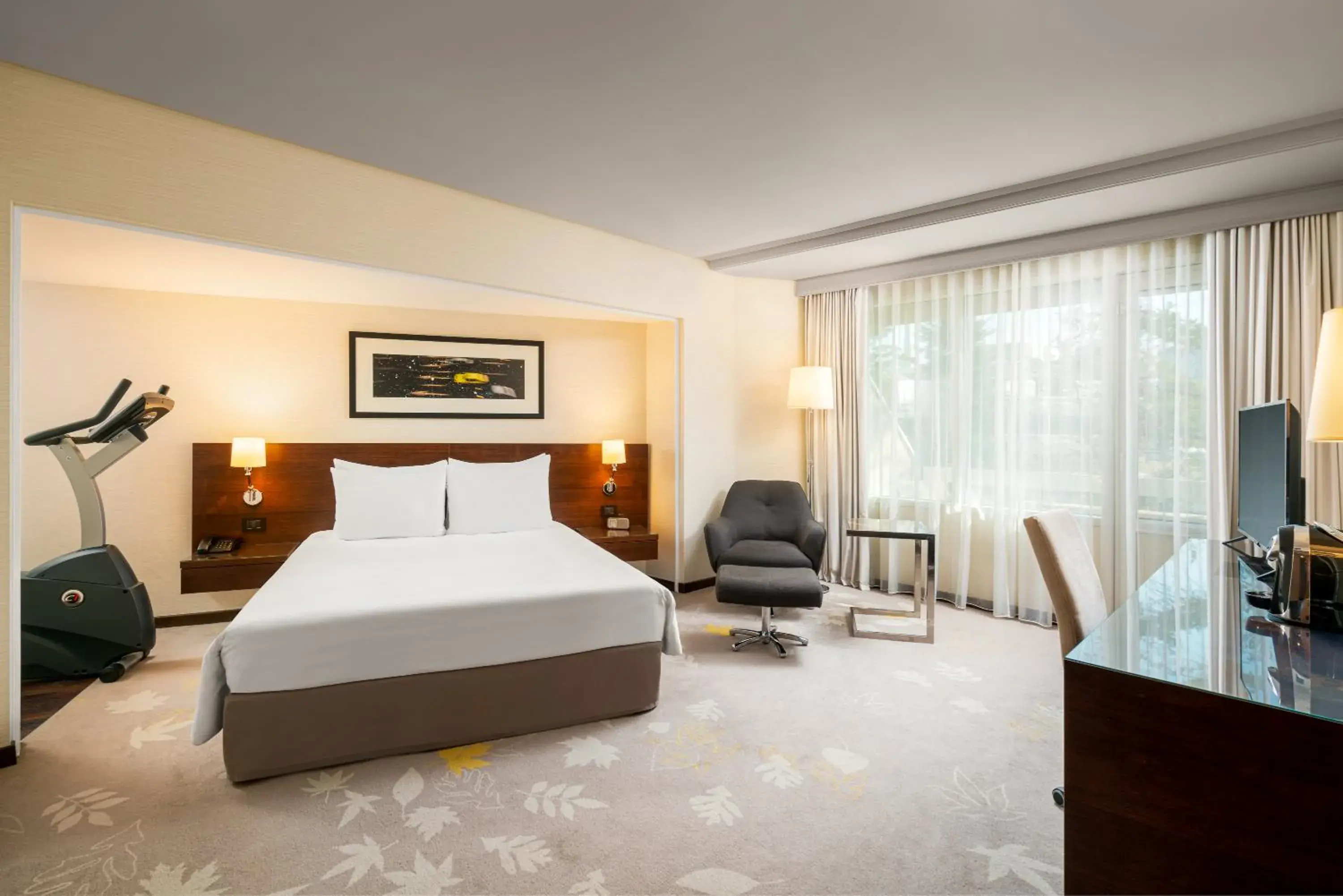 Premium Room in Crowne Plaza Bucharest by IHG Premium Room in Crowne Plaza Bucharest by IHG