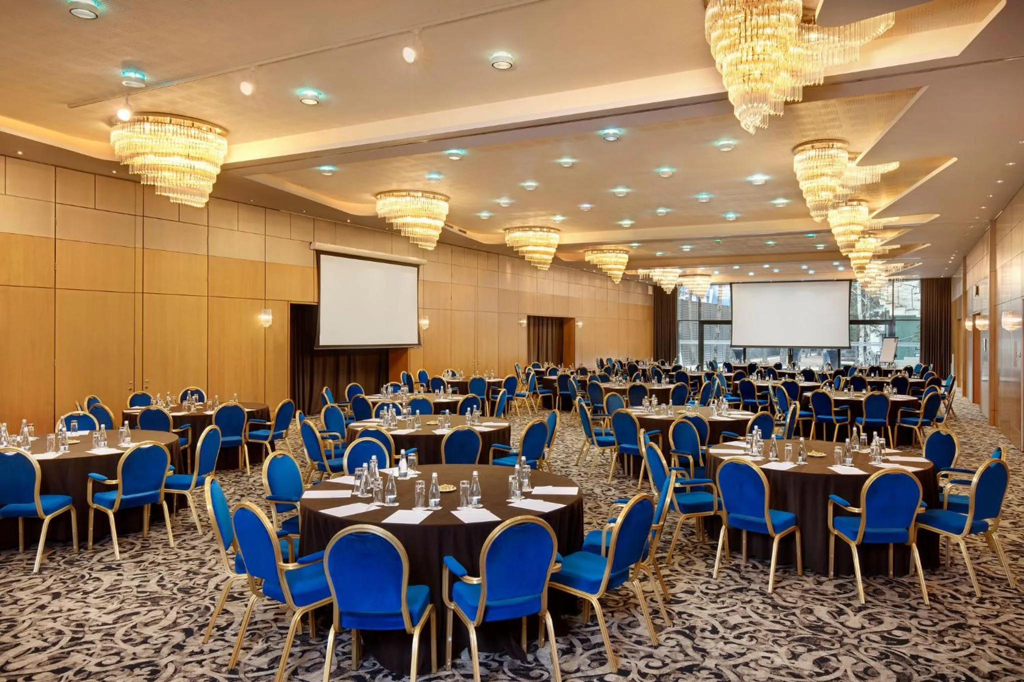 Banquet/Function facilities in Crowne Plaza Bucharest by IHG