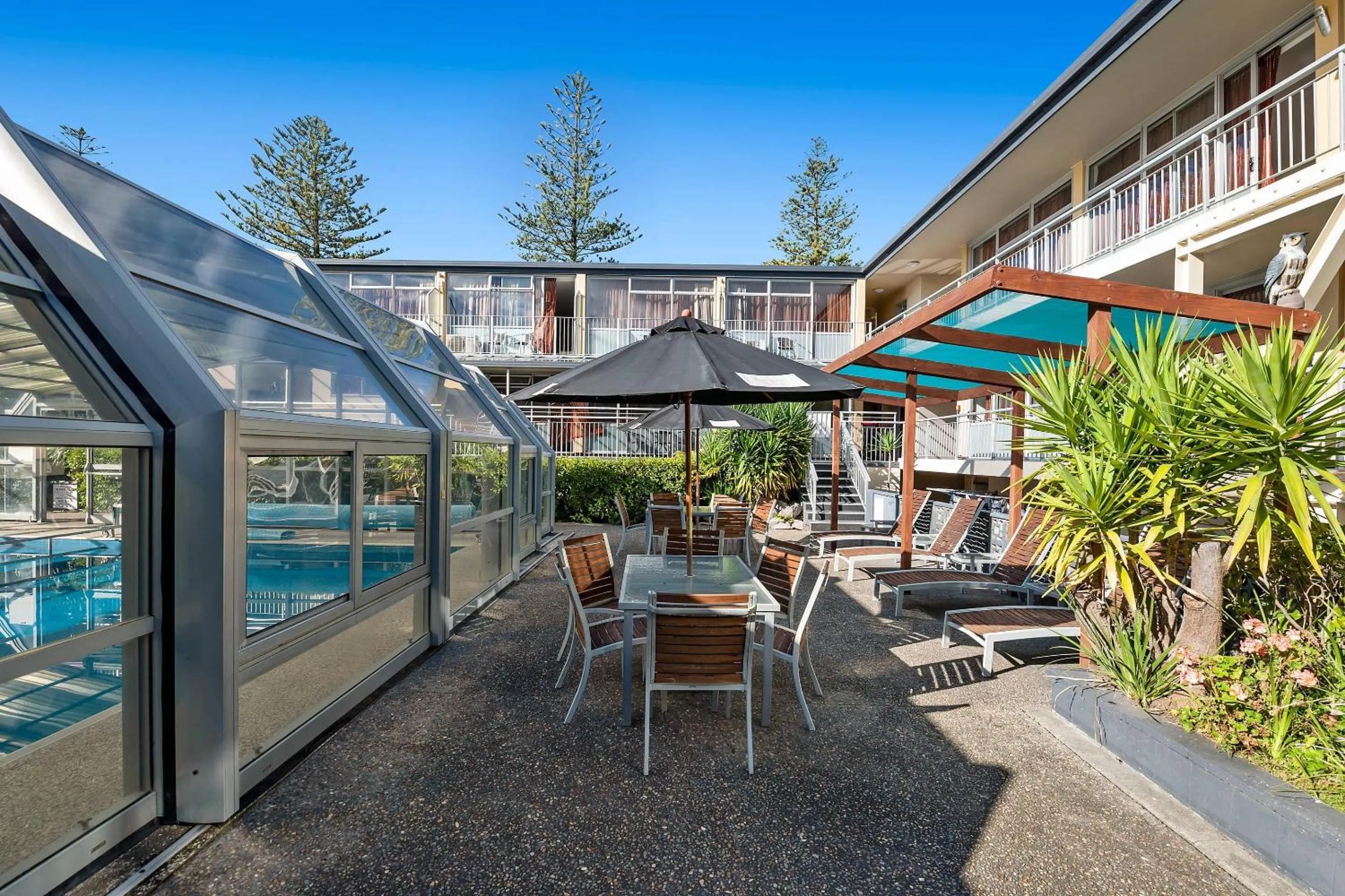 Swimming pool in Quality Inn Napier