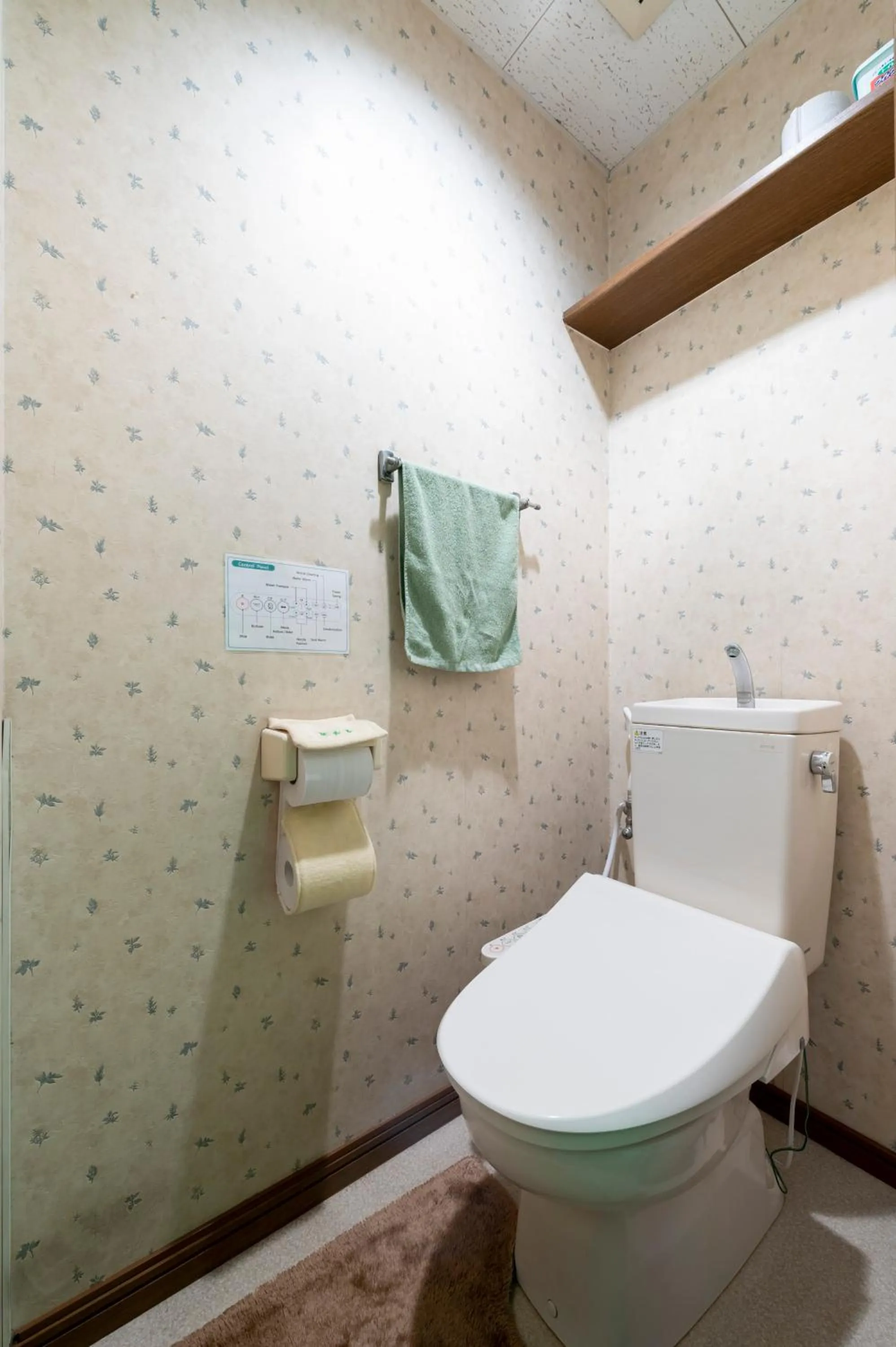 Toilet in Green Guesthouse