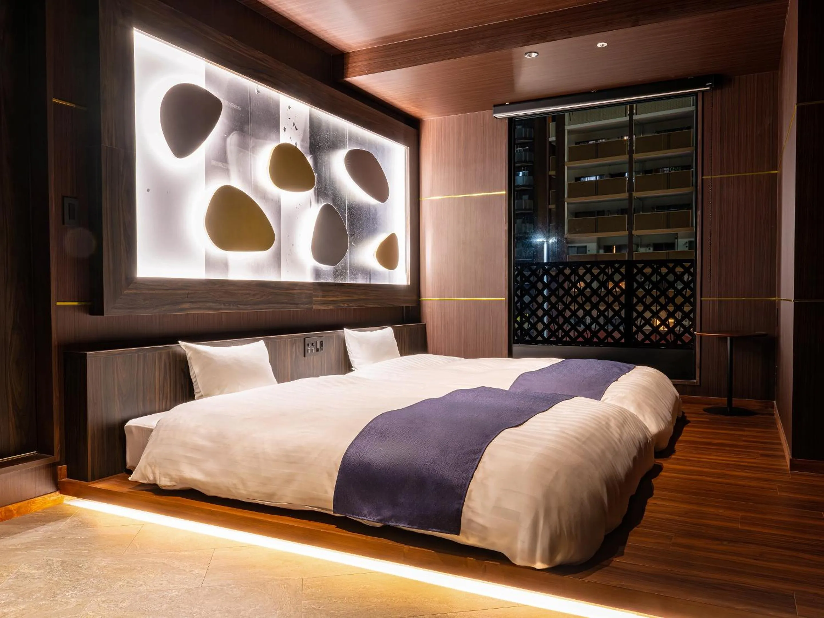 Bedroom, Bed in Kobe Port Tower Hotel