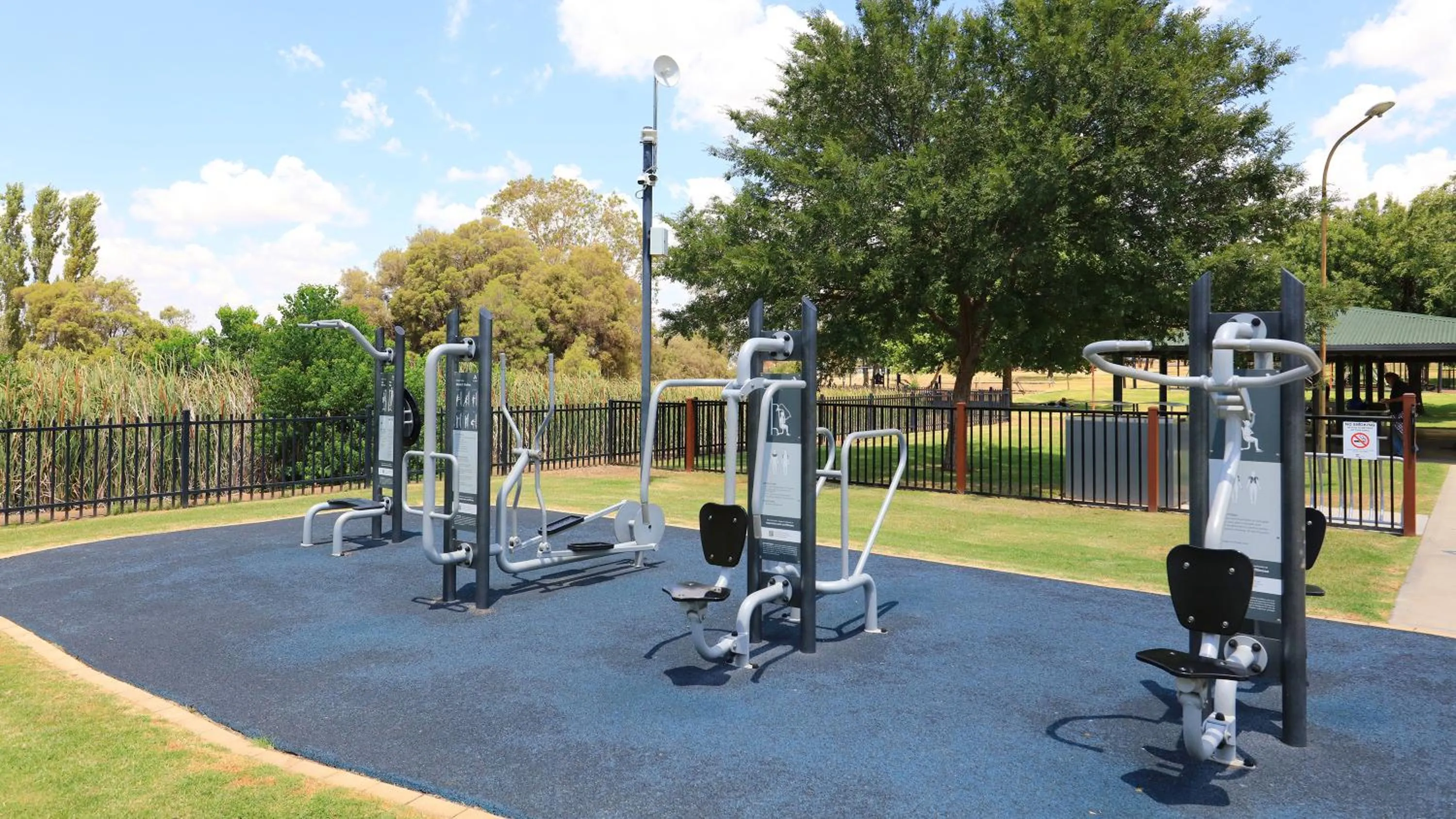 Sports in Moonraker Motor Inn