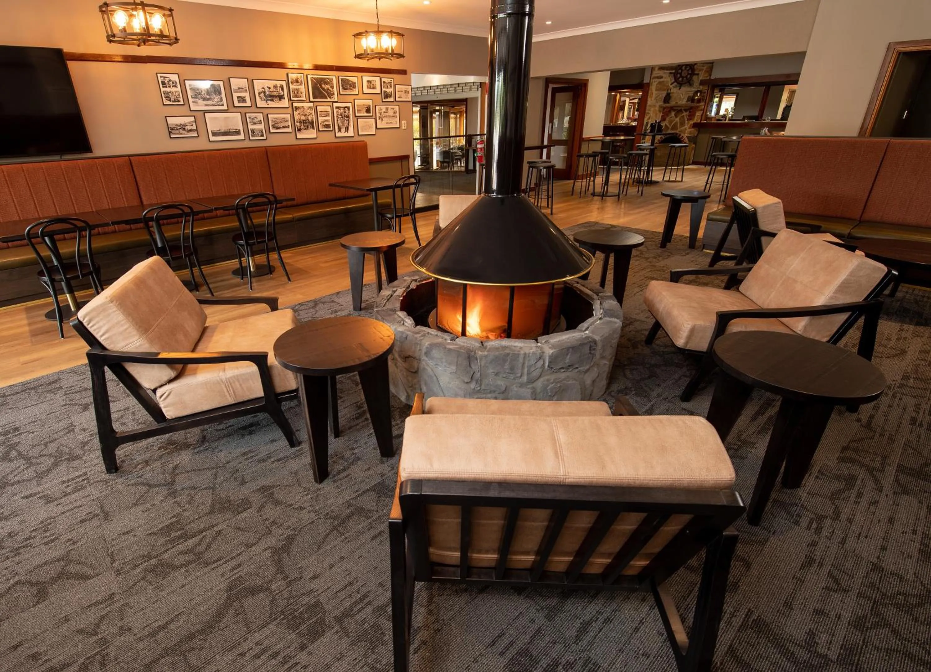 Lounge or bar in Mercure Kangaroo Island Lodge