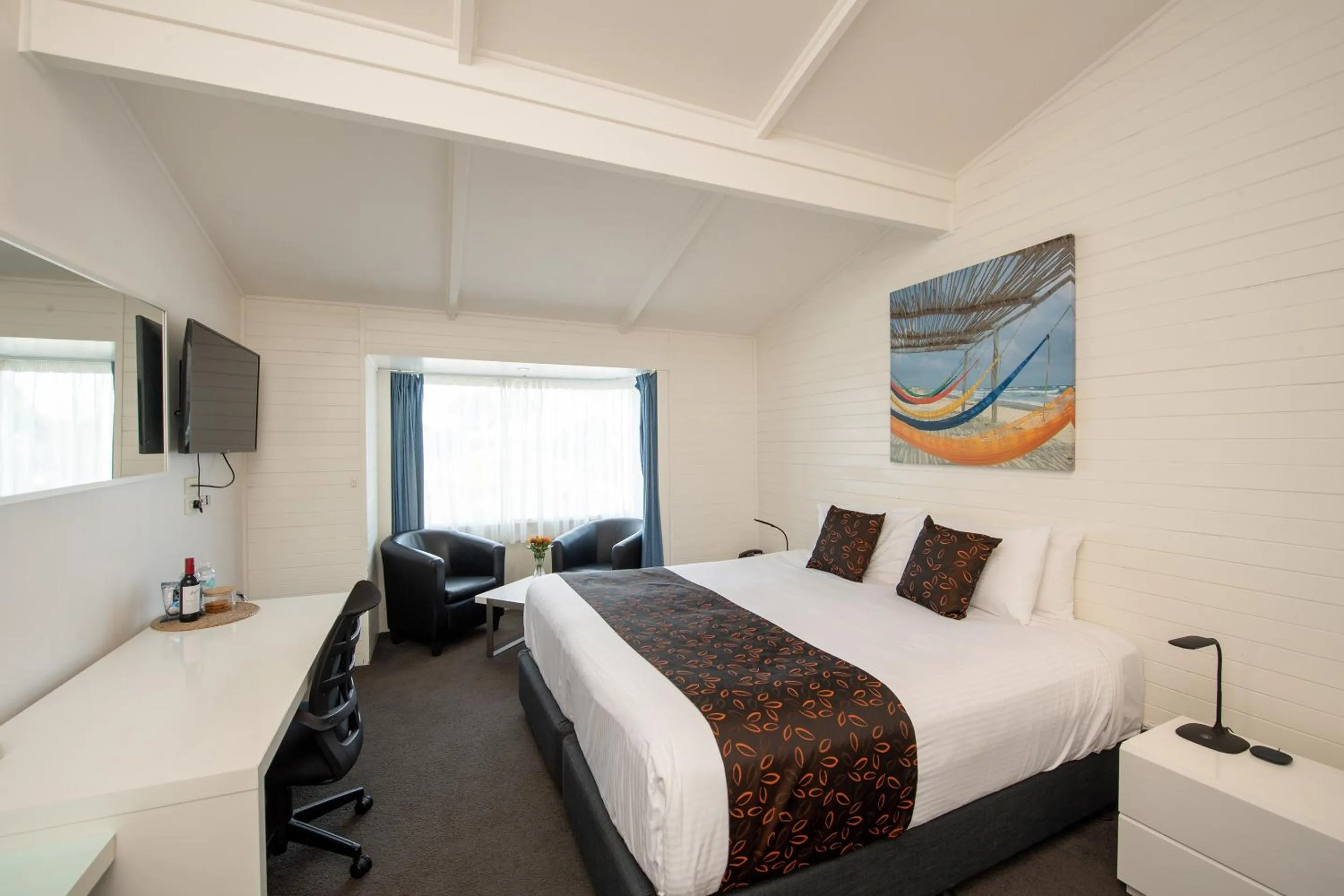 Bedroom, Bed in Mercure Kangaroo Island Lodge