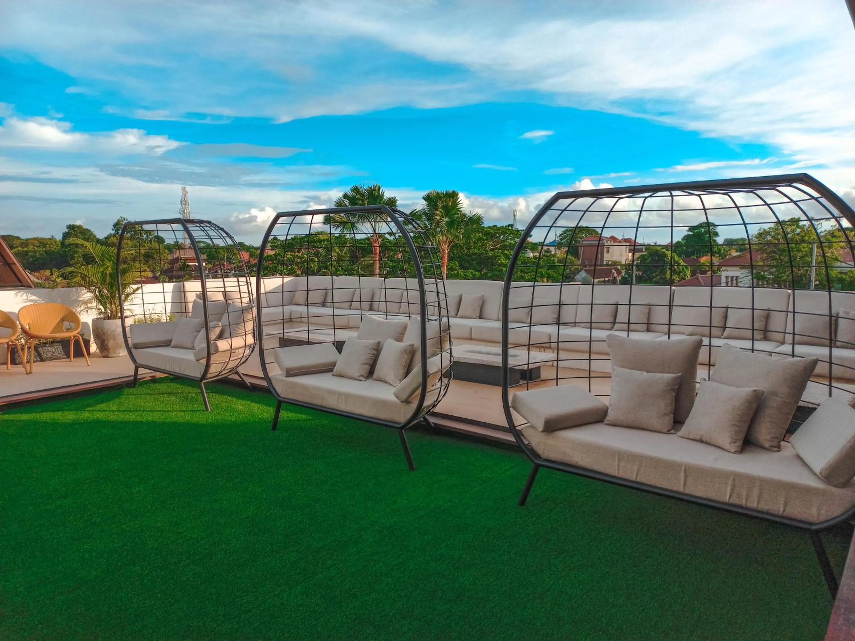 Restaurant/places to eat in ABISHA Hotel Sanur