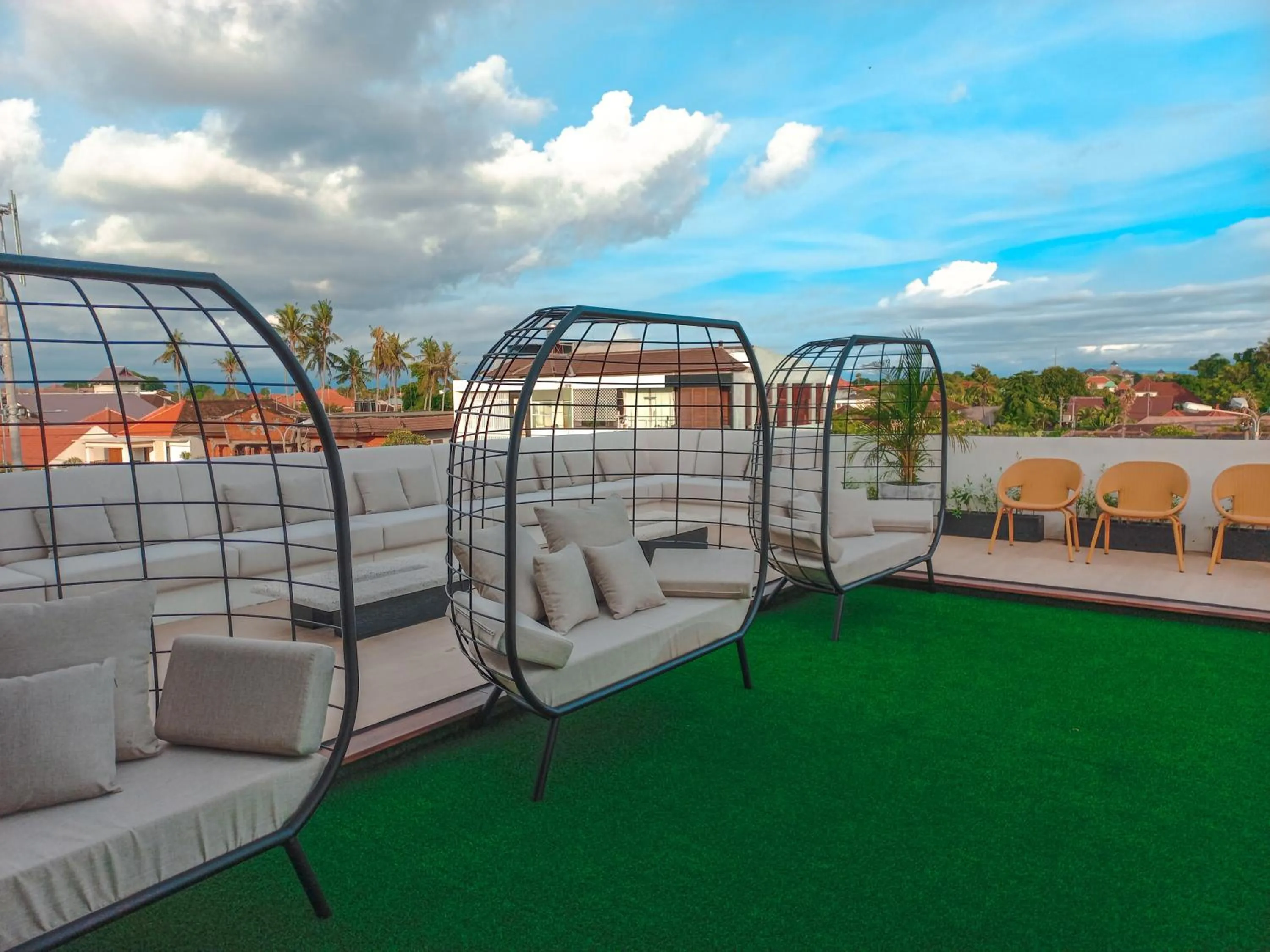 Restaurant/places to eat in ABISHA Hotel Sanur