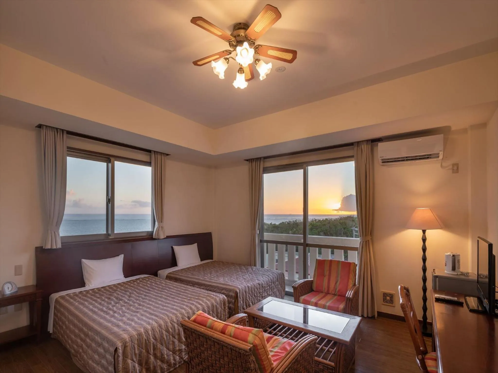 Photo of the whole room in Hotel La Teada Iriomote