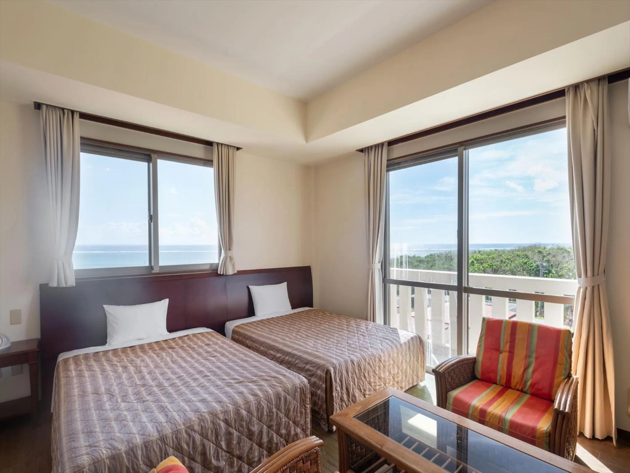 Photo of the whole room in Hotel La Teada Iriomote