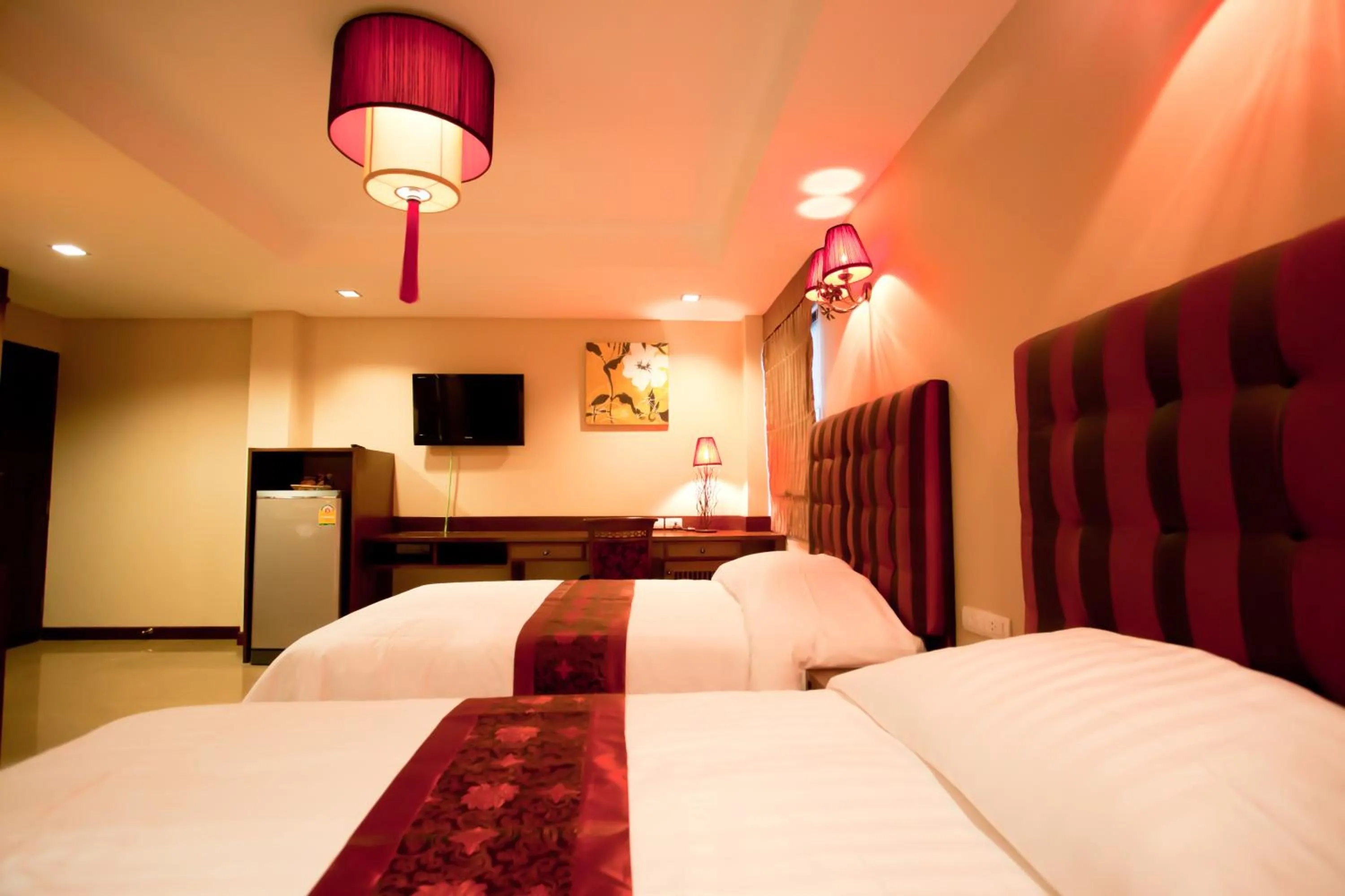 Photo of the whole room, Bed in At Home At Chiang Mai