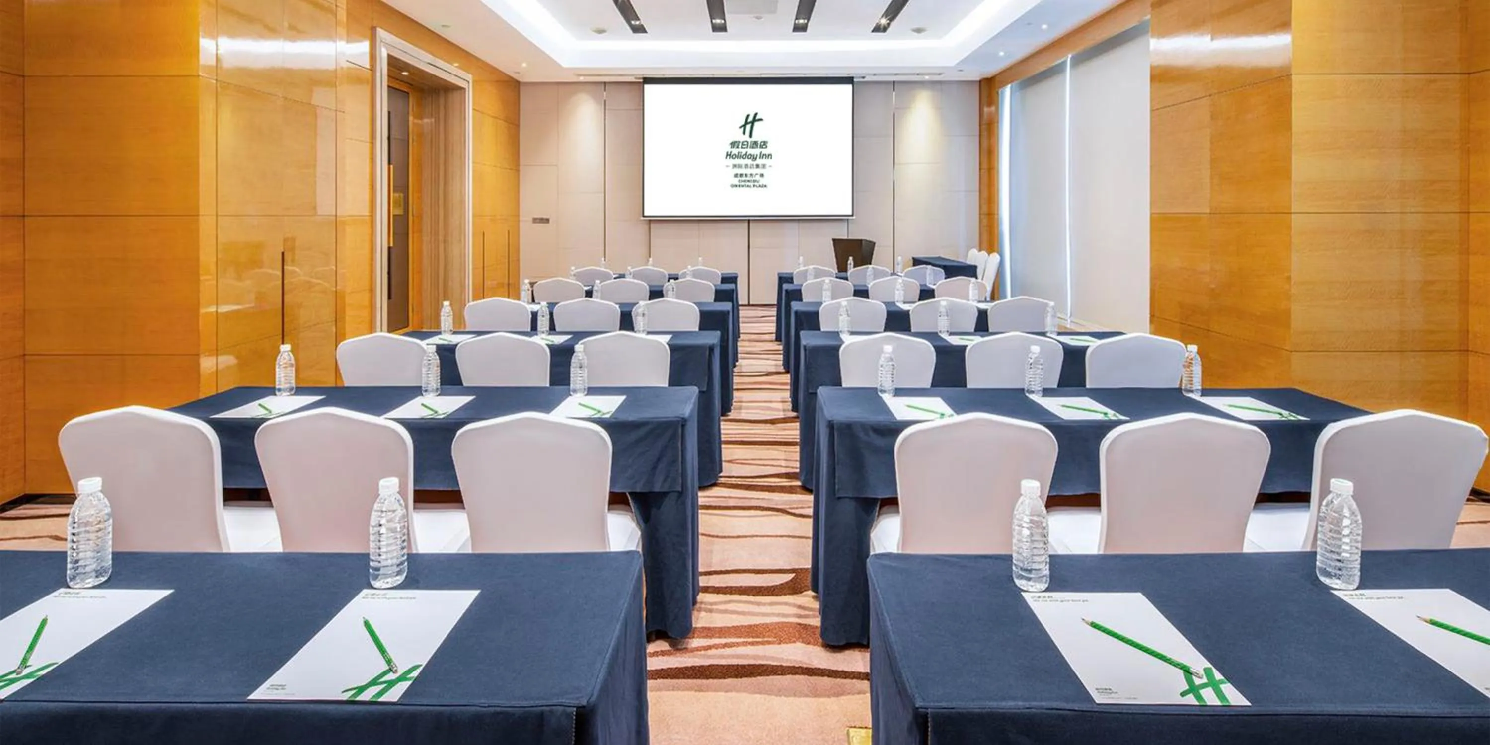 Meeting/conference room in Holiday Inn Chengdu Oriental Plaza