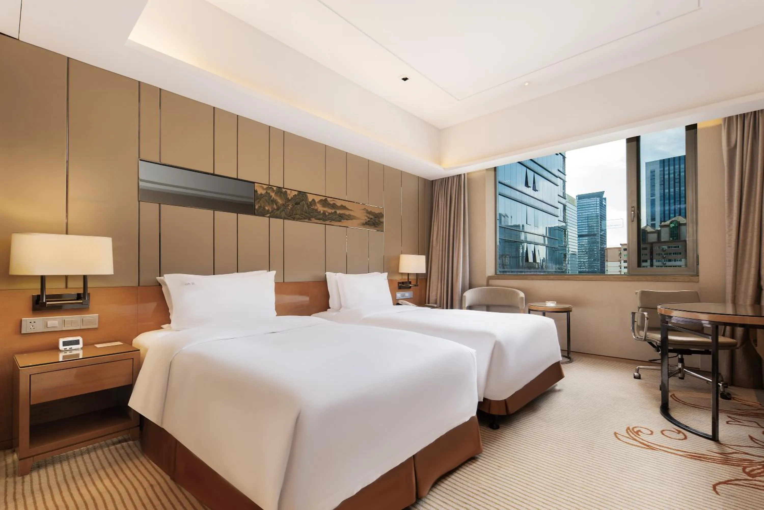 Bedroom, Bed in Holiday Inn Chengdu Oriental Plaza