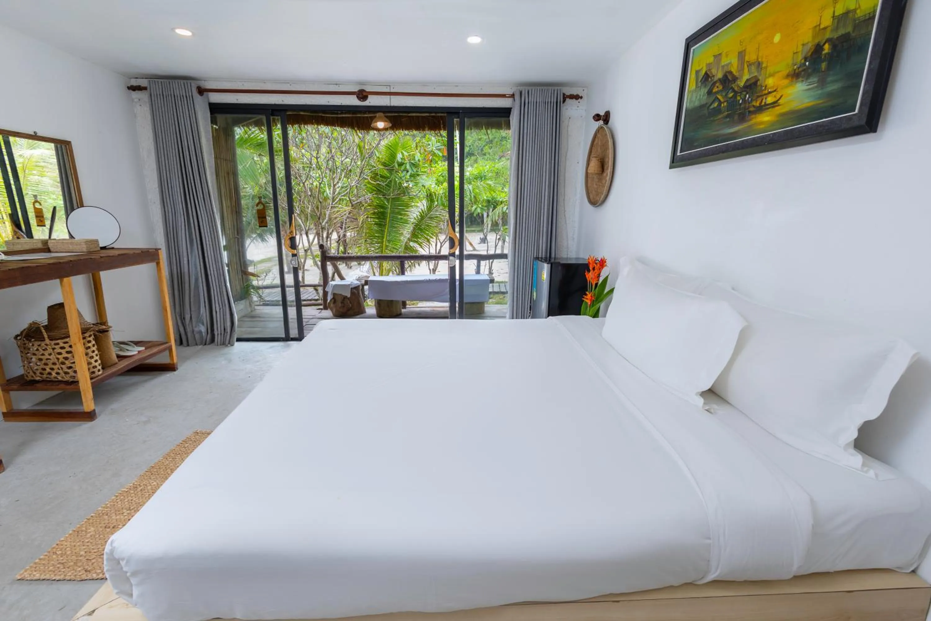 View (from property/room), Bed in Long Beach Resort Koh Rong